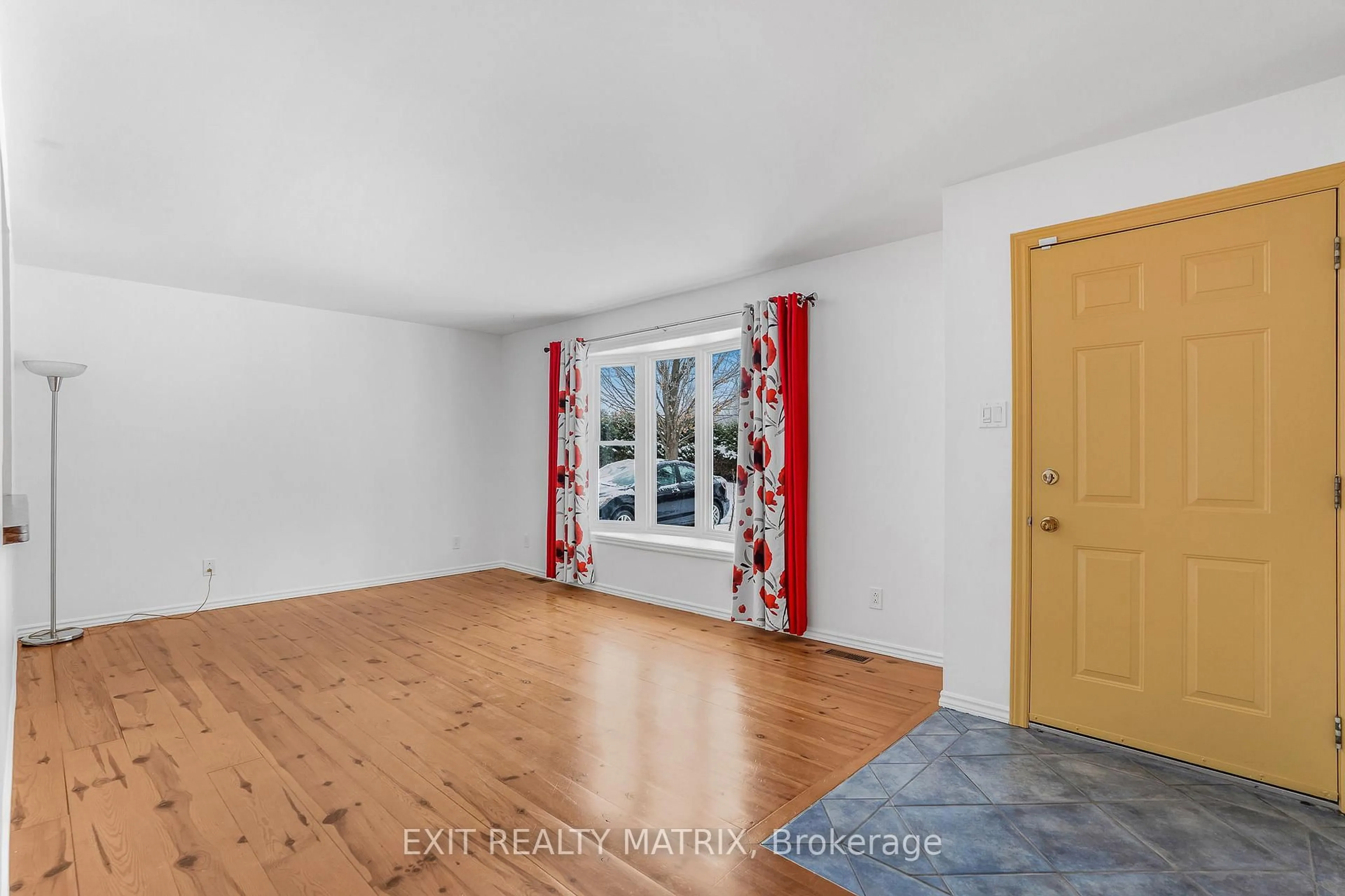 A pic of a room for 1261 Golf Rd, East Hawkesbury Ontario K6A 2R2