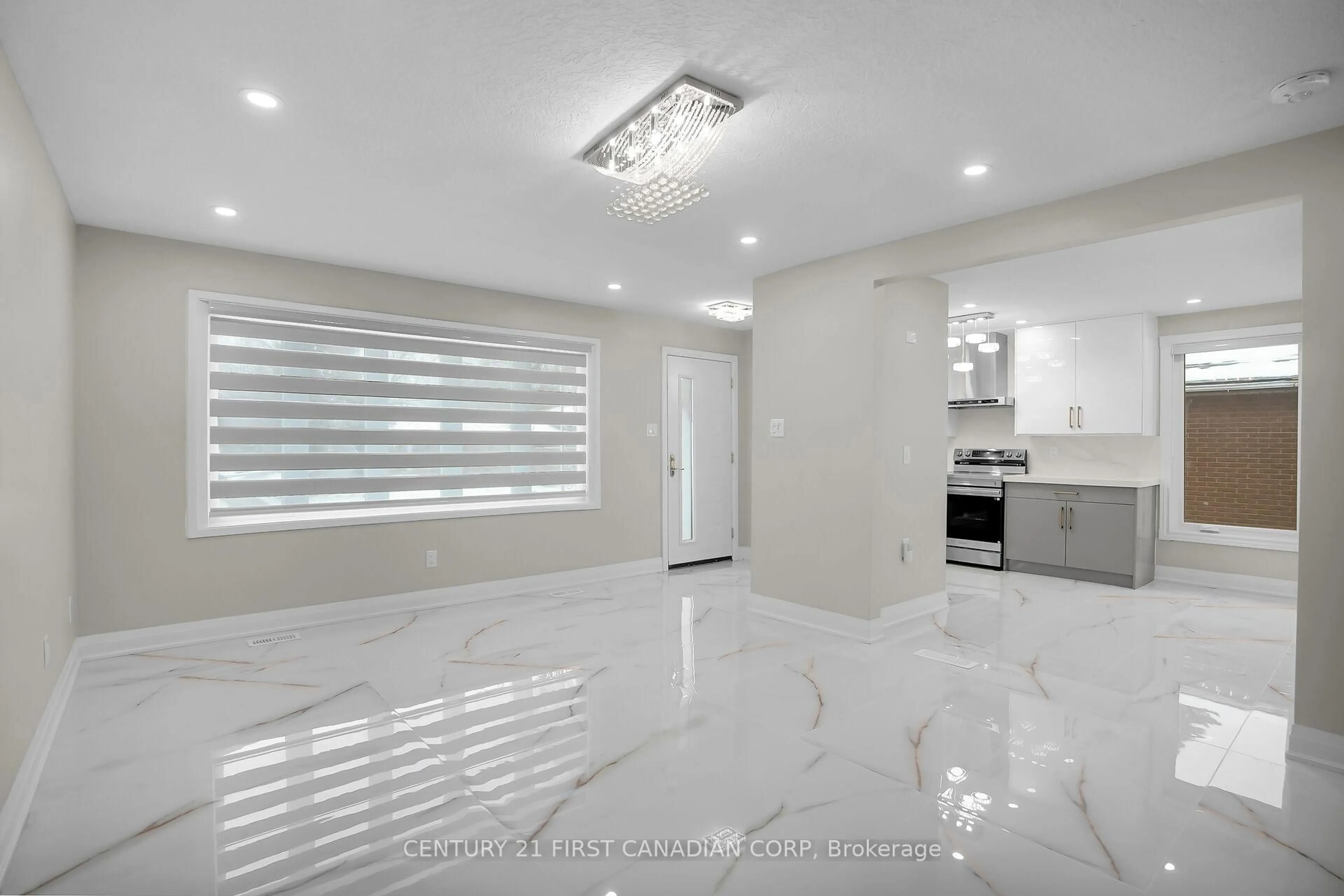 Open concept kitchen, ceramic/tile floor for 1046 Jalna Blvd, London South Ontario N6E 2M1