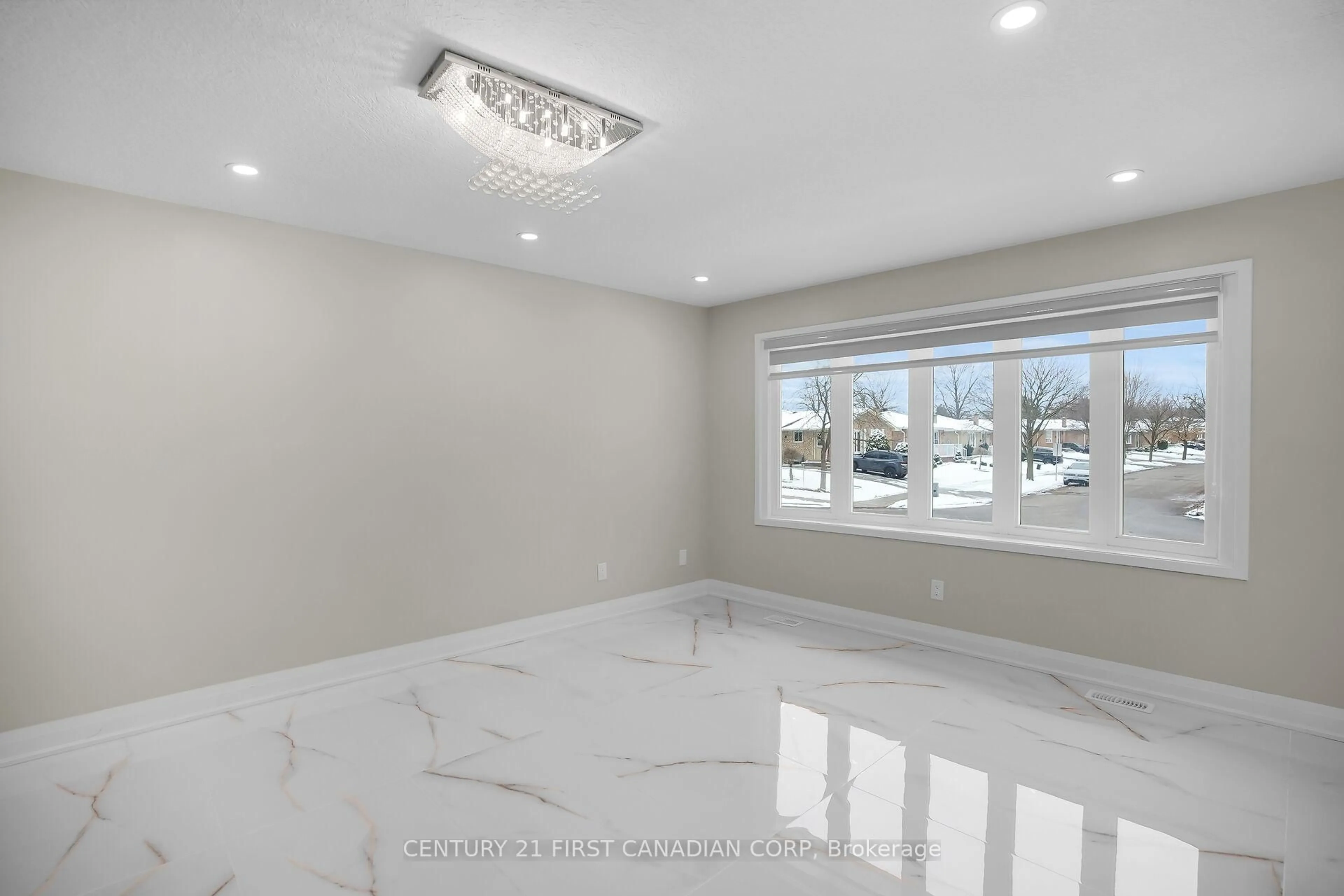 A pic of a room for 1046 Jalna Blvd, London South Ontario N6E 2M1