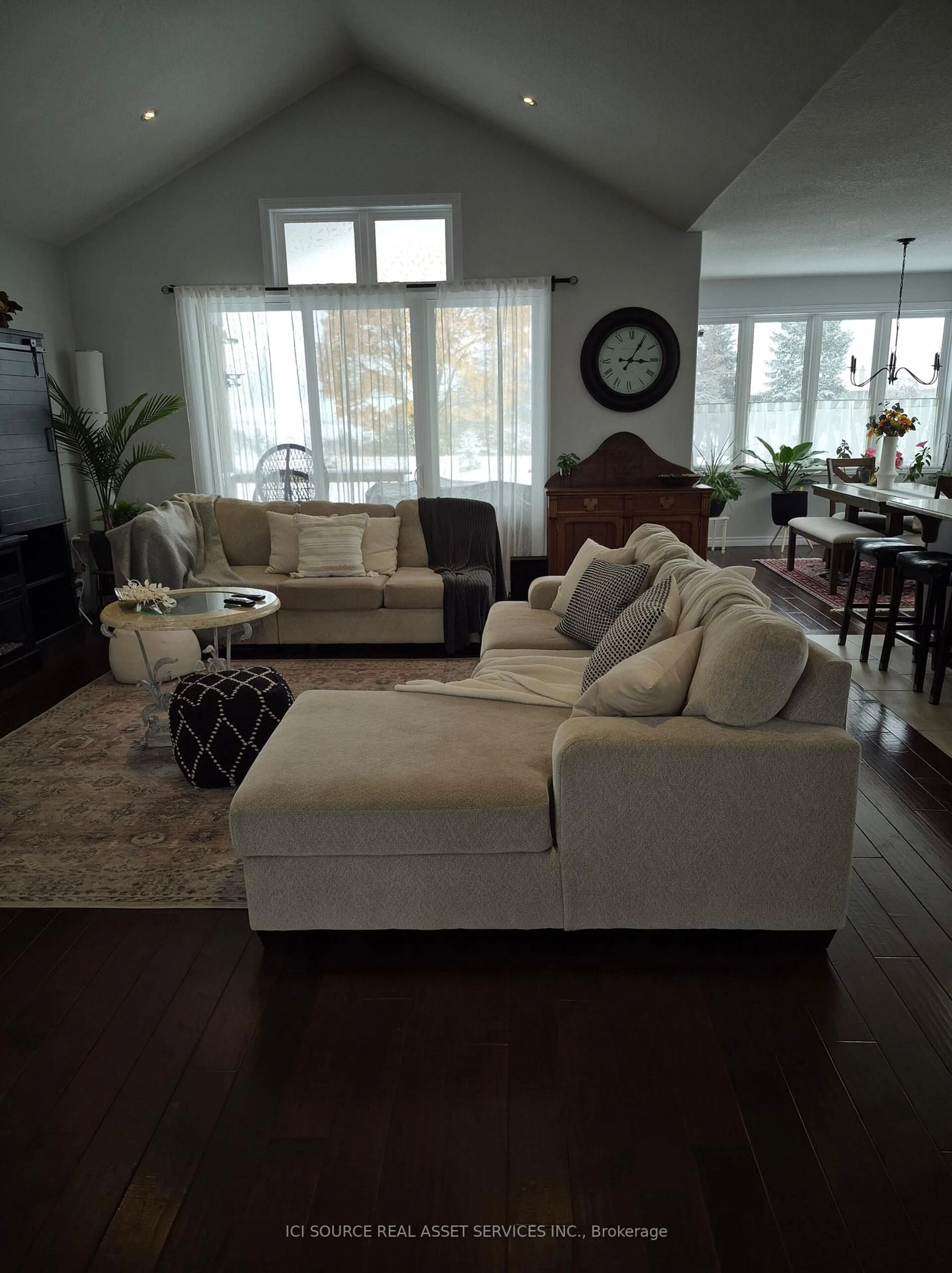 Living room with furniture, unknown for 6 MacNeil Crt, Brantford Ontario N3S 0G3