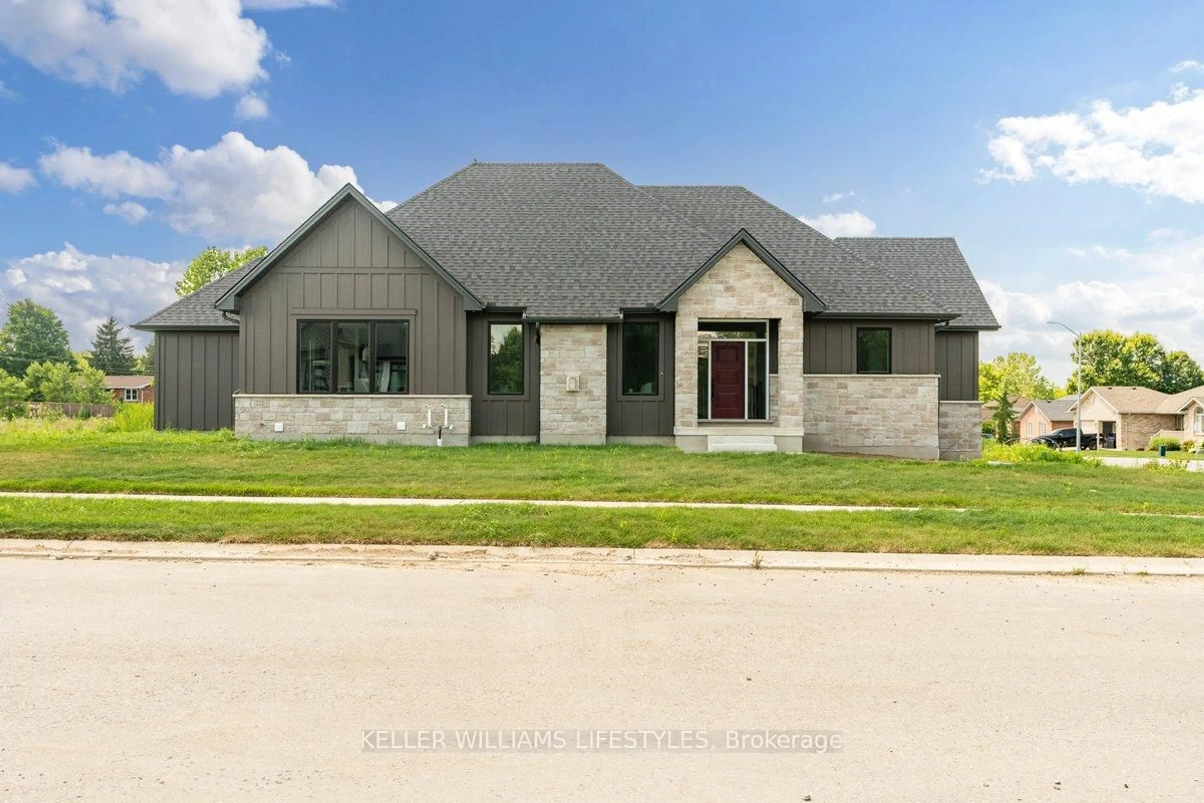 Home with brick exterior material, street for 39 EAST GLEN Dr, Lambton Shores Ontario N0M 1B0