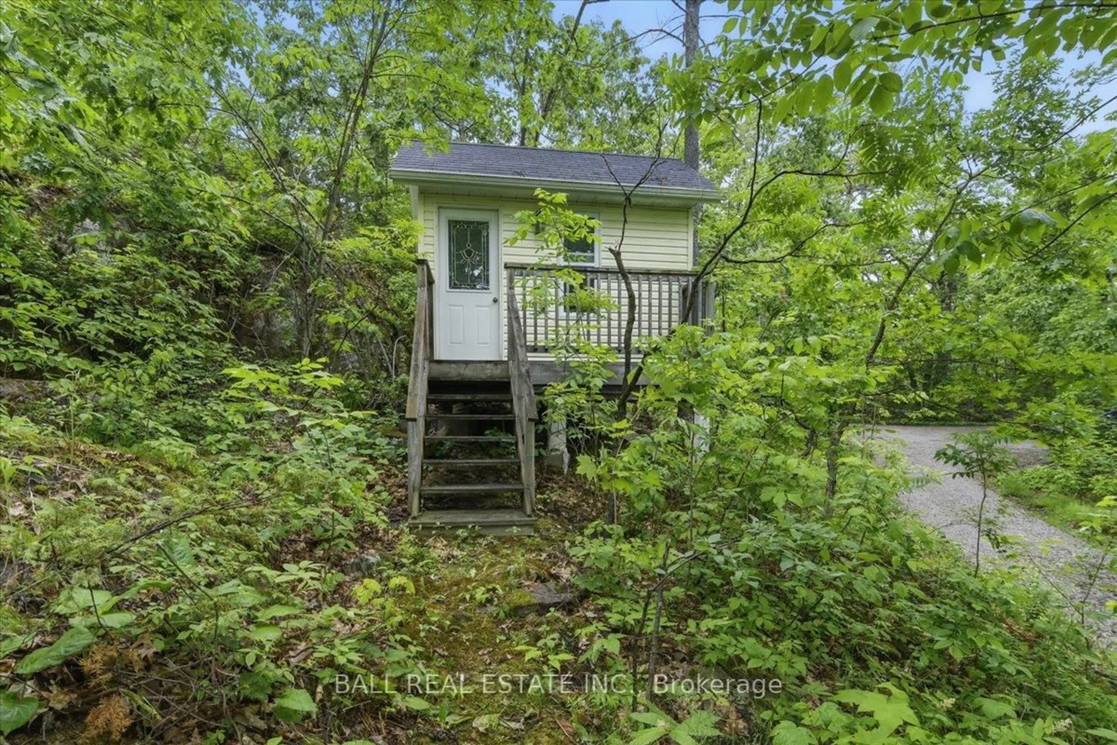 Shed for 3559 Harbour Point Lane, Selwyn Ontario K0L 2H0