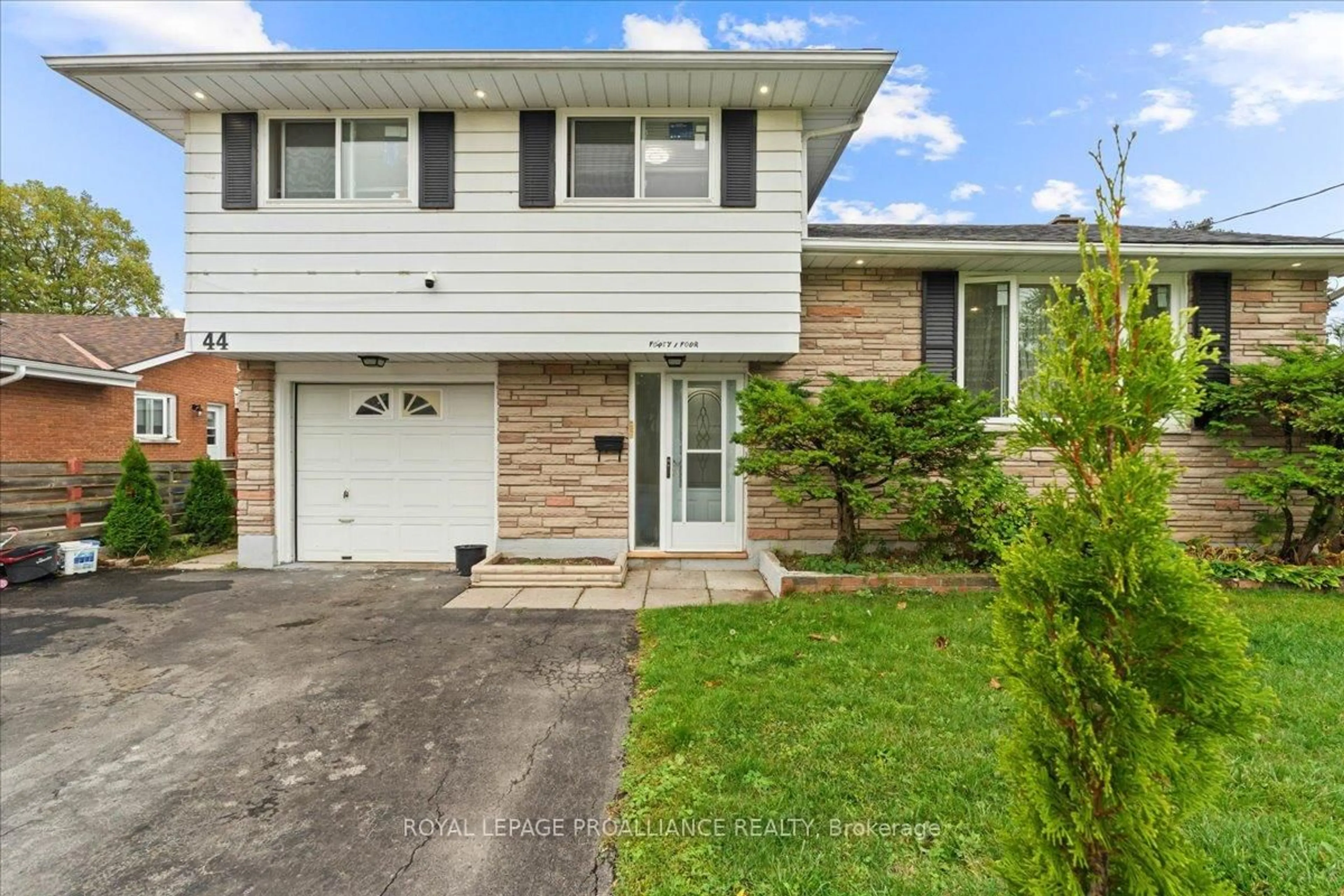 Unknown for 44 Meadowvale Ave, Belleville Ontario K8N 2L6