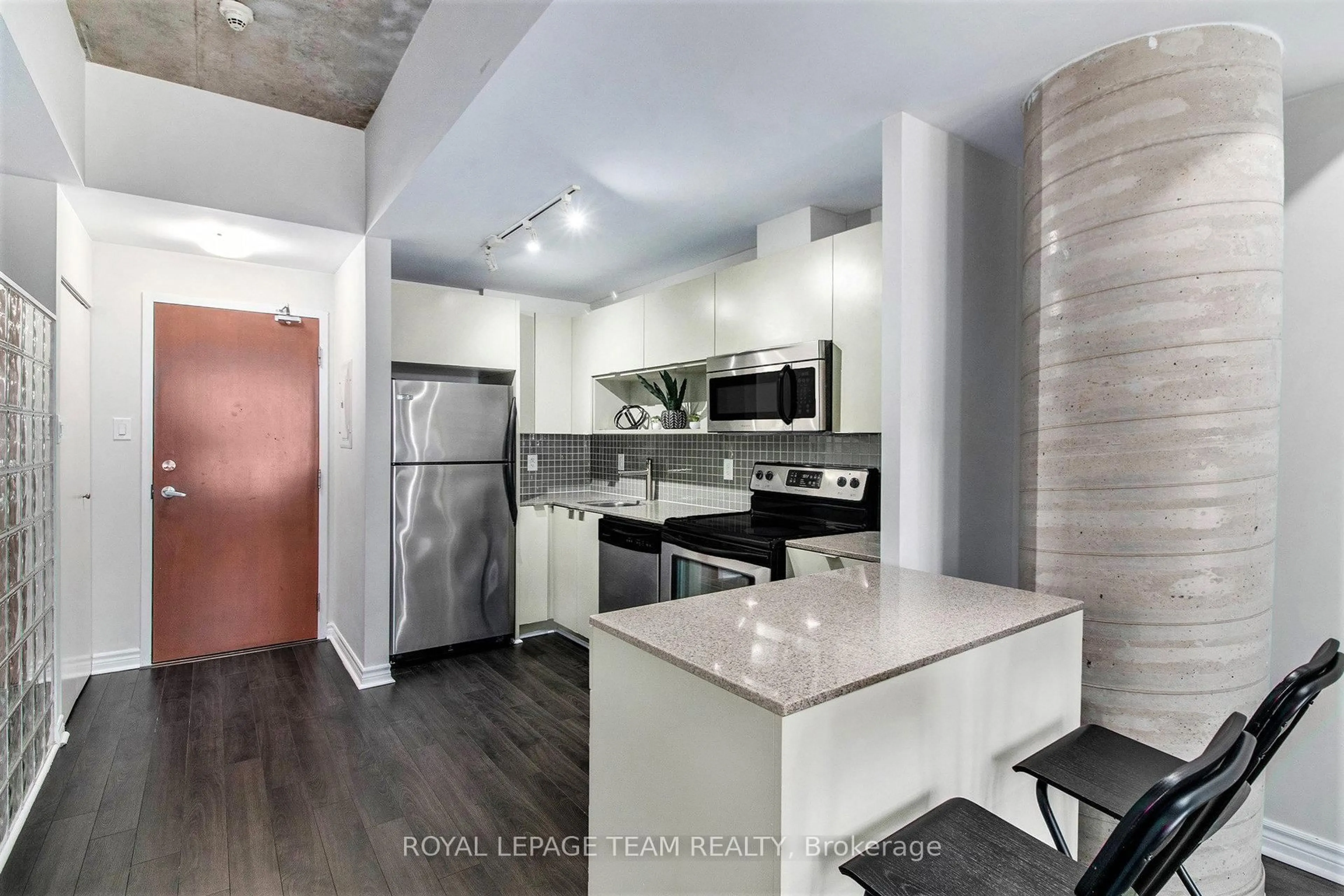 Open concept kitchen, unknown for 324 Laurier Ave #2208, Ottawa Ontario K1N 6P6