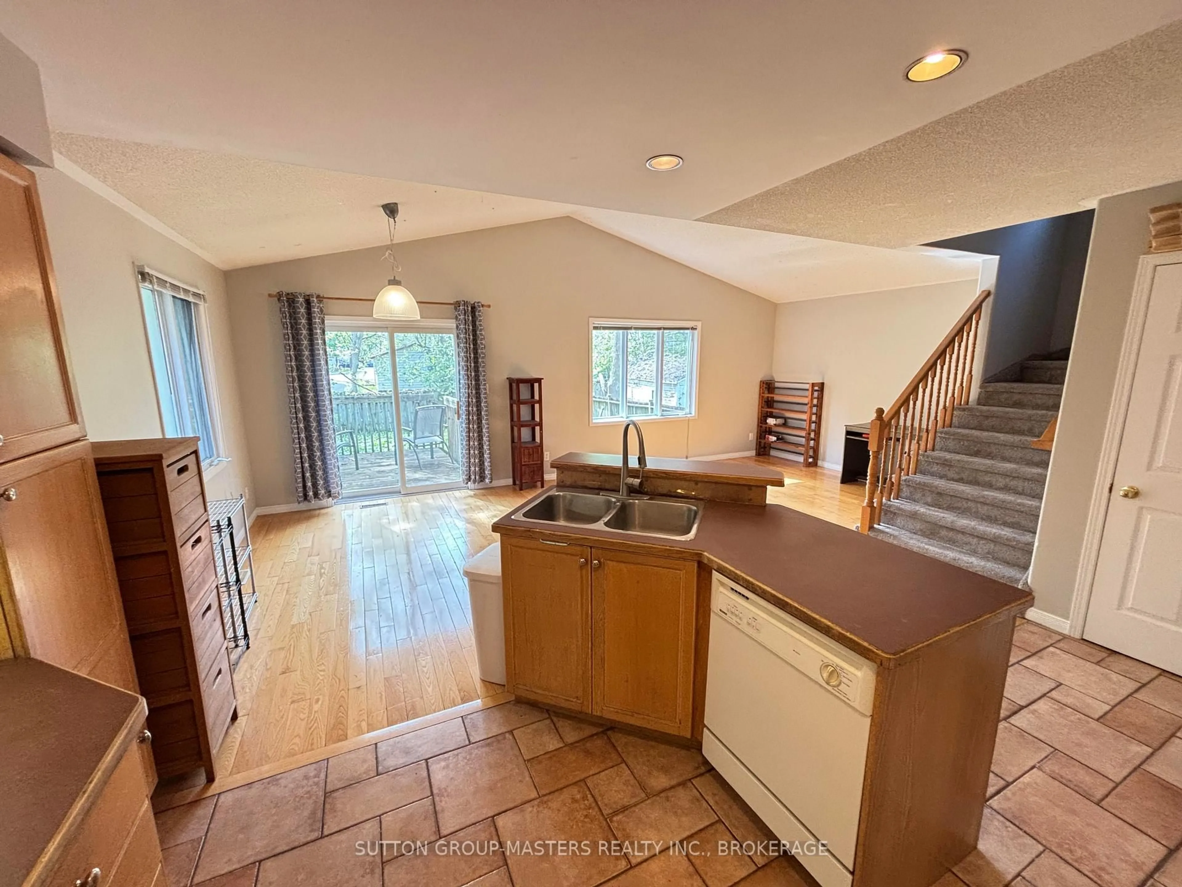 Open concept kitchen, unknown for 160 Nelson St, Kingston Ontario K7L 3X1