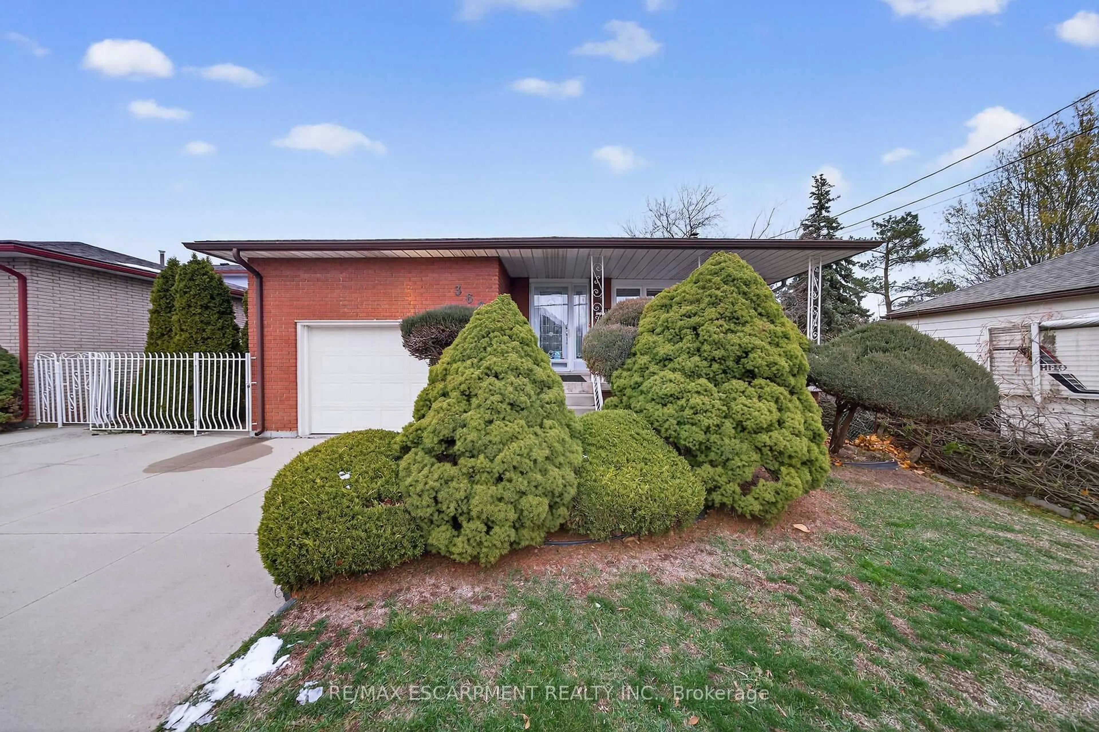 Home with brick exterior material, street for 369 Federal St, Hamilton Ontario L8E 2B6