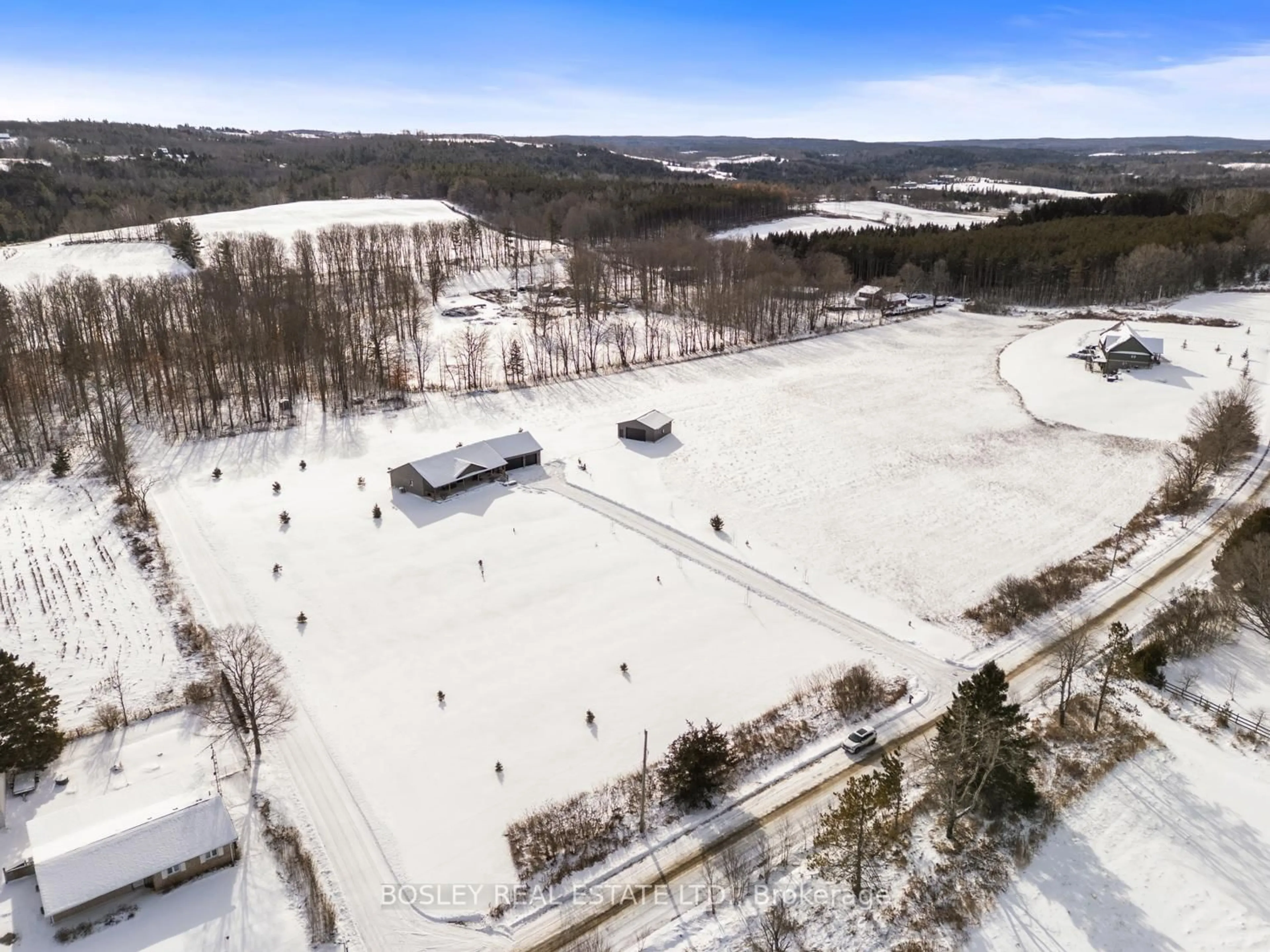 A pic from outside/outdoor area/front of a property/back of a property/a pic from drone, unknown for 725 Concession 3 Rd, Trent Hills Ontario K0K 3K0