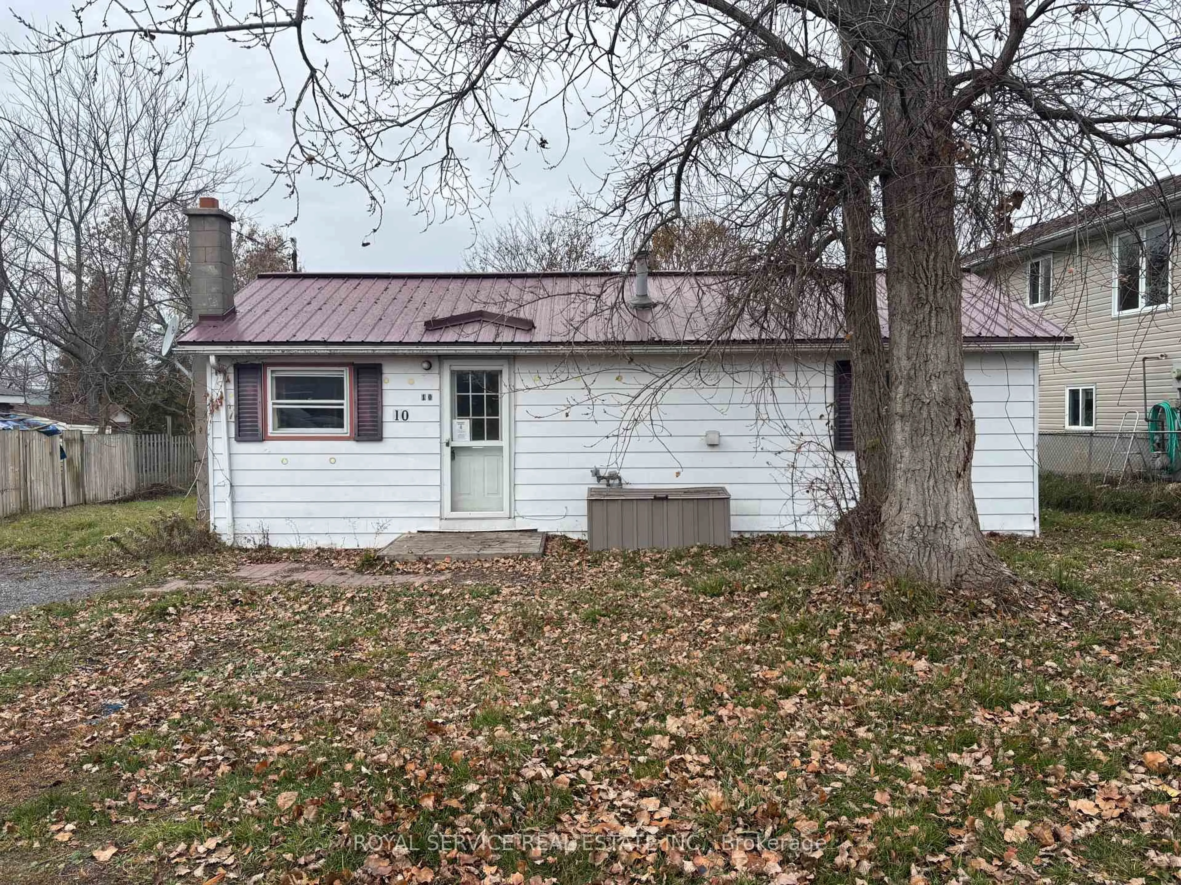 Shed for 10 Elgin St, Brighton Ontario K0K 1H0