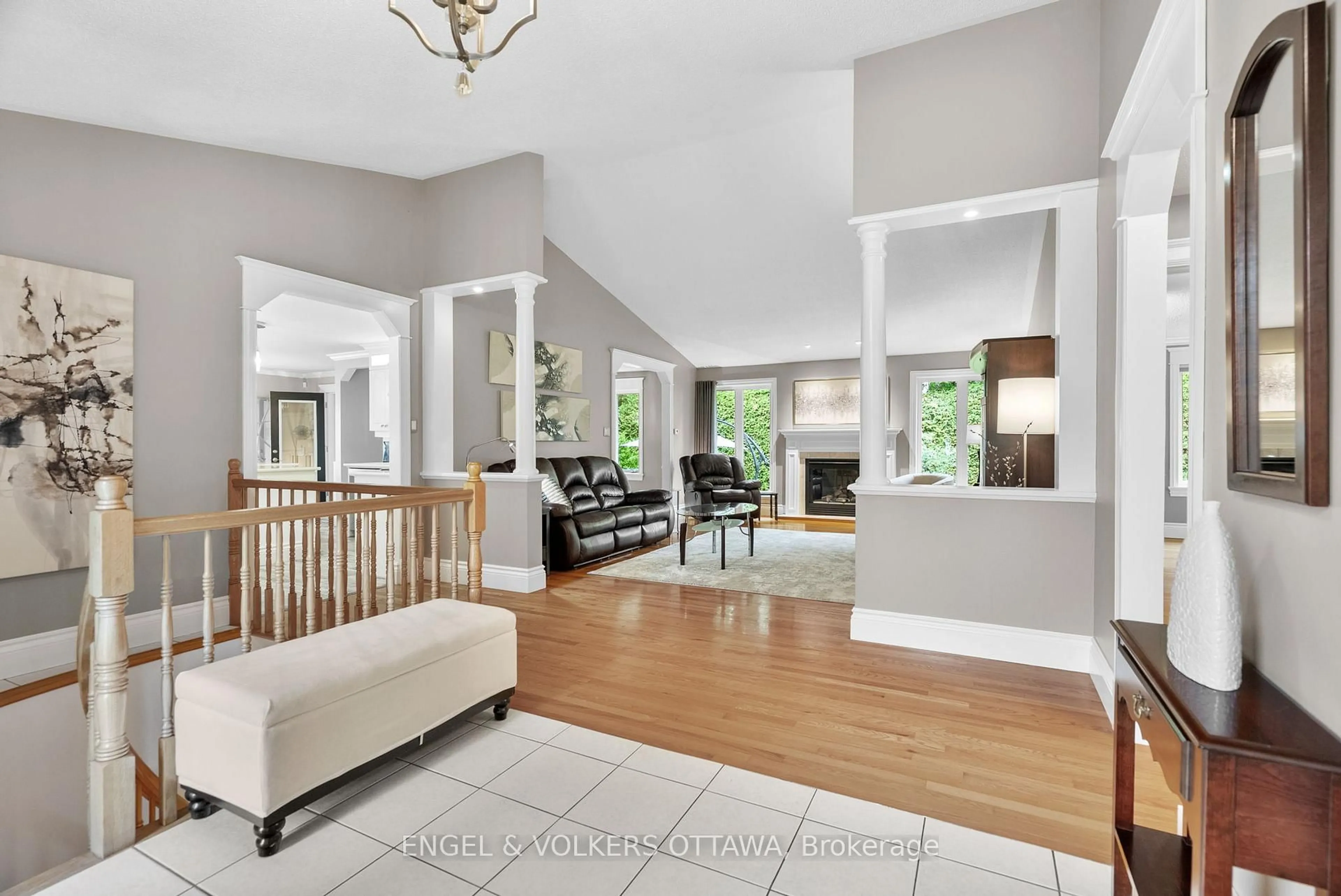 Unknown for 1591 Stephanie Anne Dr, Ottawa Ontario K4P 1M8