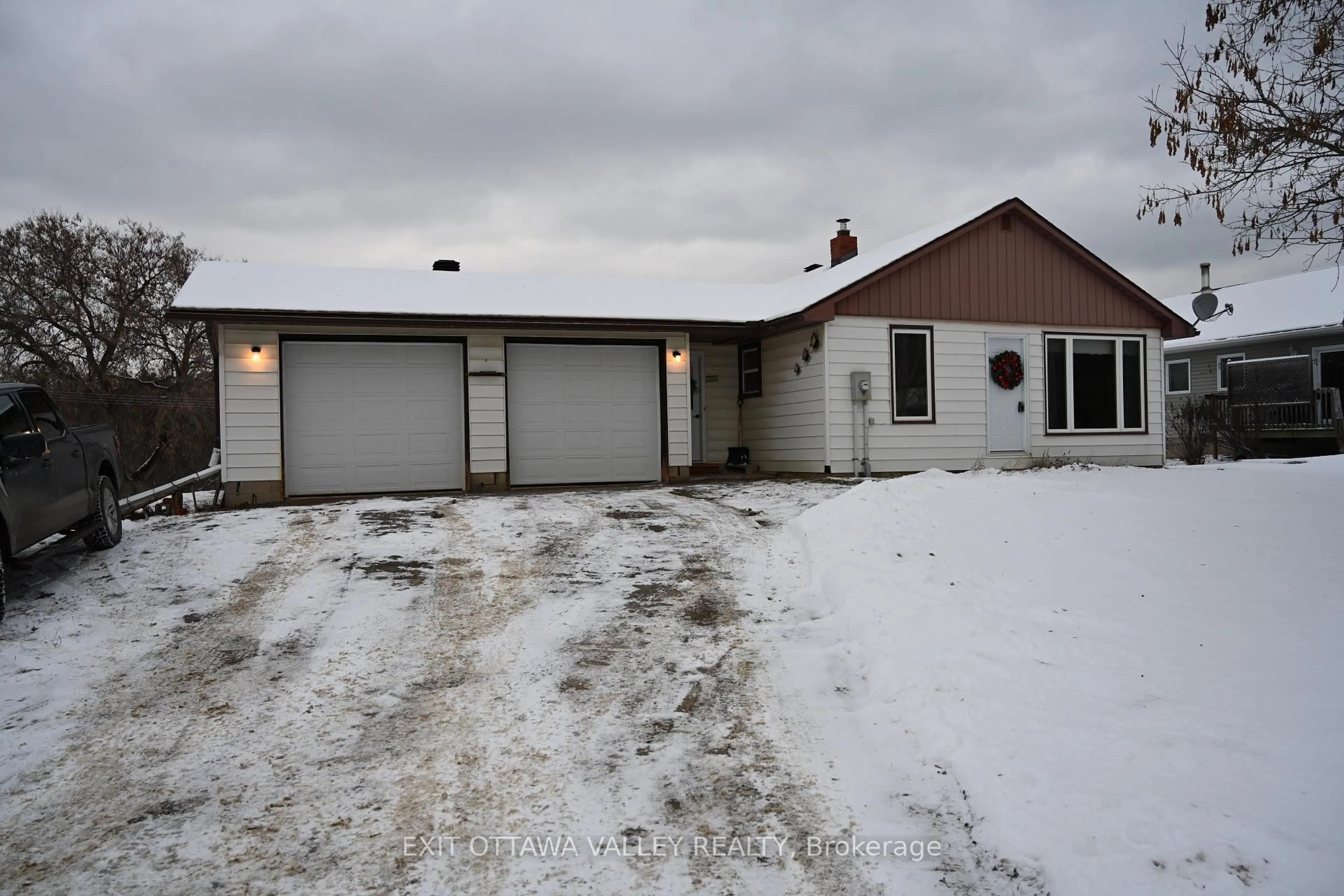 Unknown for 2776 Fourth Chute Rd, Eganville Ontario K0J 1T0