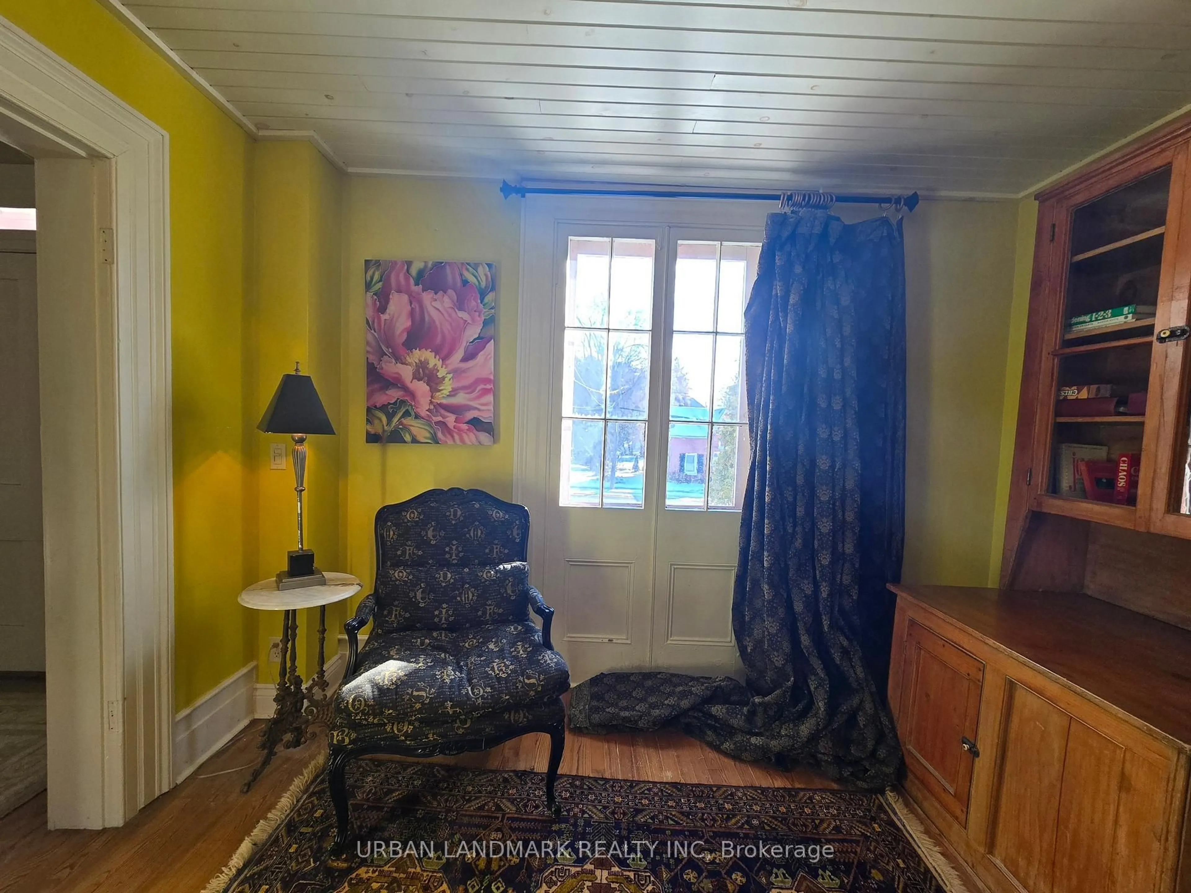 A pic of a room for 210 St Lawrence St, Madoc Ontario K0K 2K0