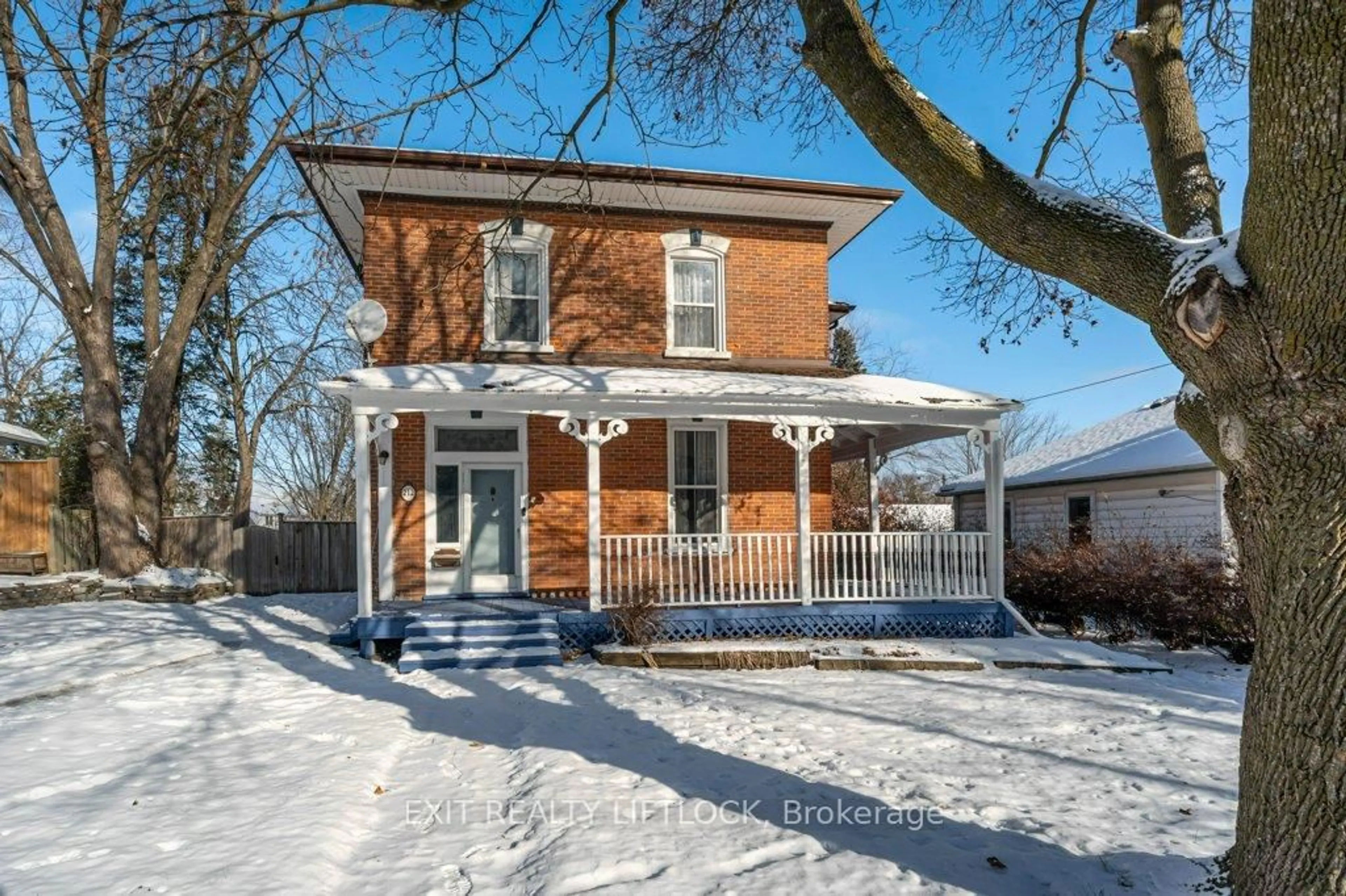 Home with brick exterior material, street for 212 Barnardo Ave, Peterborough Ontario K9H 5V7