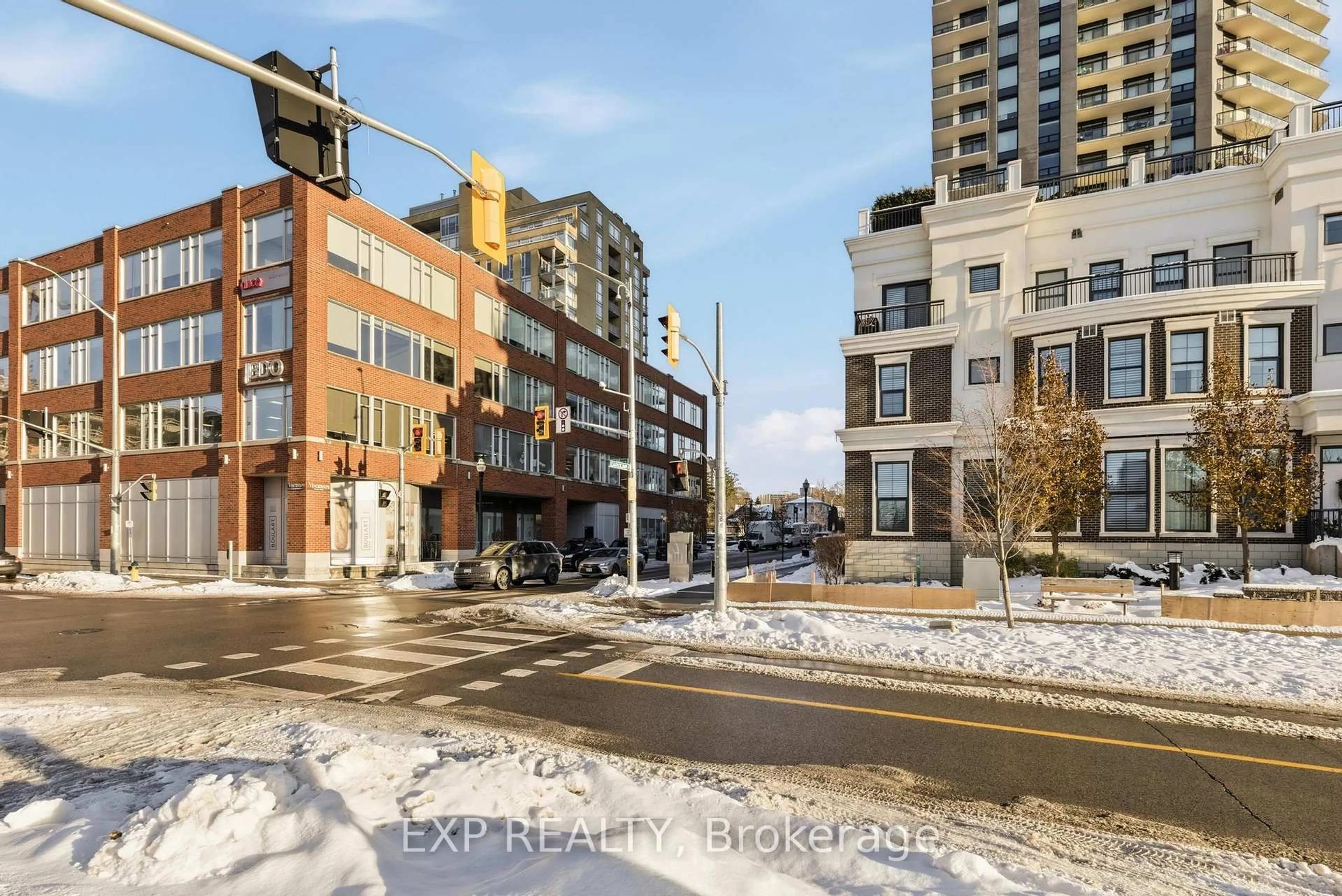 Unknown for 155 Caroline St #TH10, Waterloo Ontario N2L 0J8