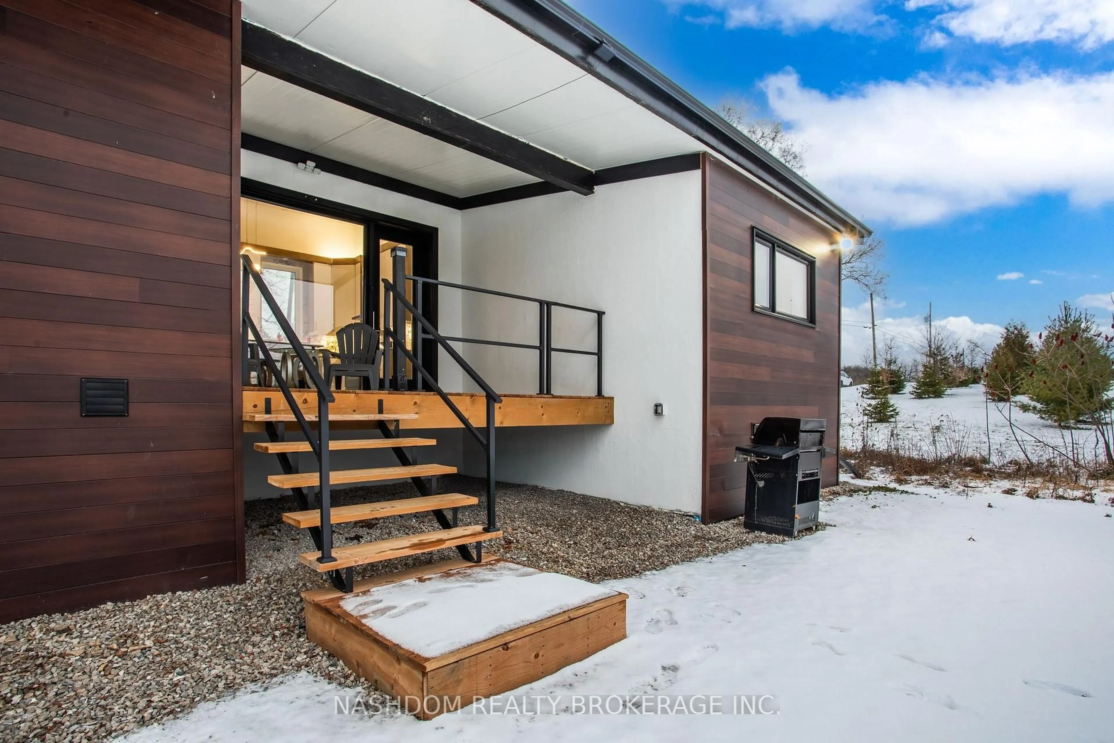 Unknown for 34 Indiana Rd, Haldimand Ontario N0A 1H0