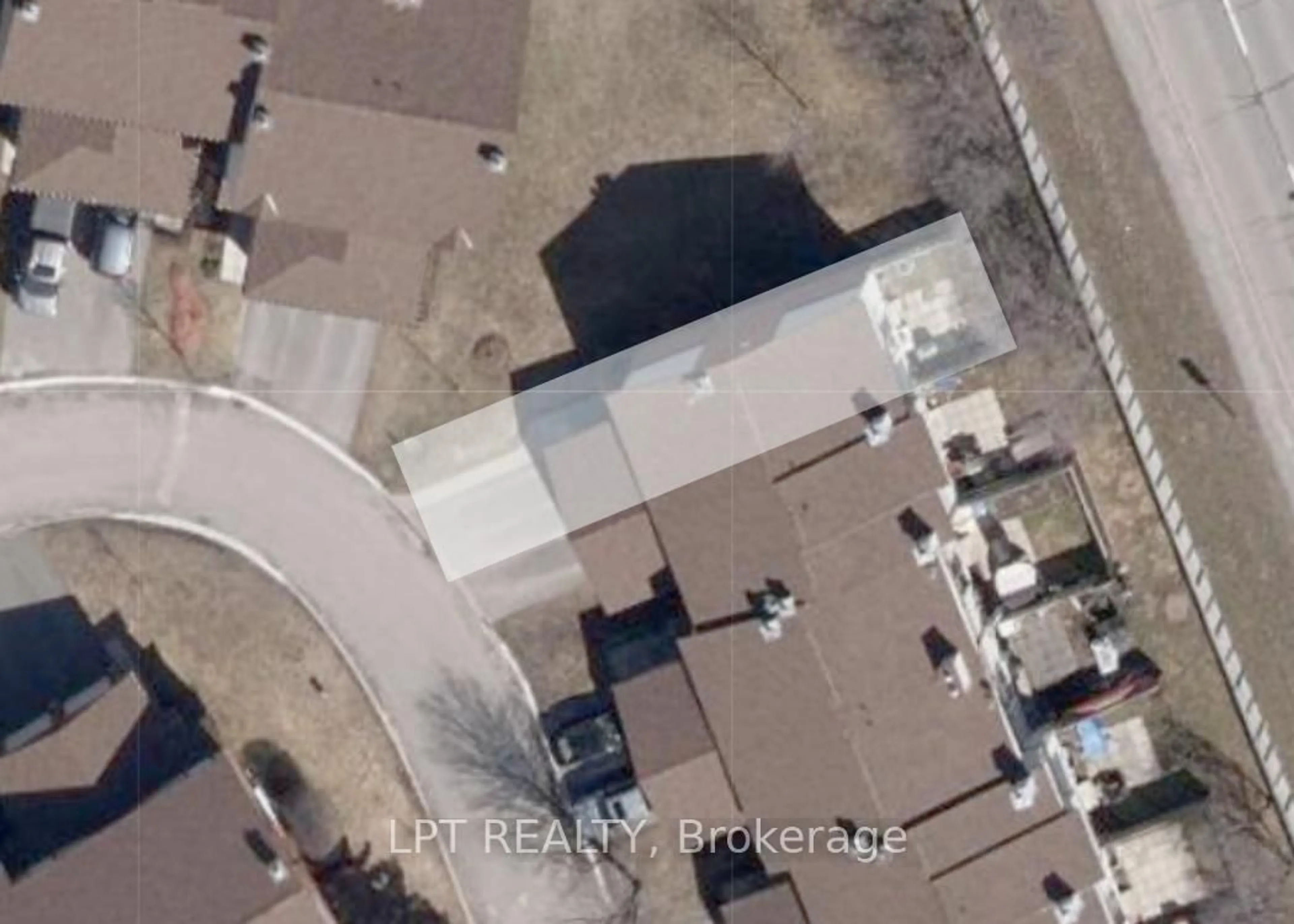 A pic from outside/outdoor area/front of a property/back of a property/a pic from drone, street for 122 Clarkson Cres #51, Ottawa Ontario K2L 3E2