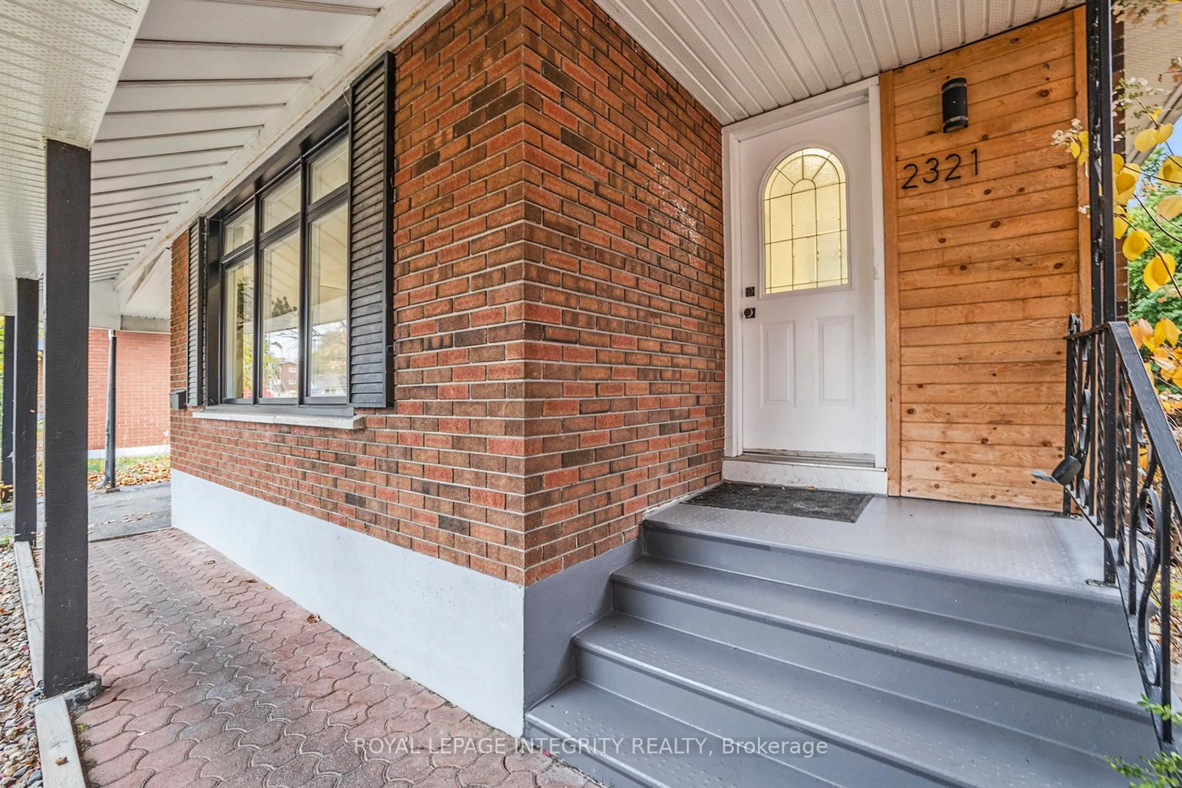 Home with brick exterior material, street for 2321 Kay St, Ottawa Ontario K2C 1J6