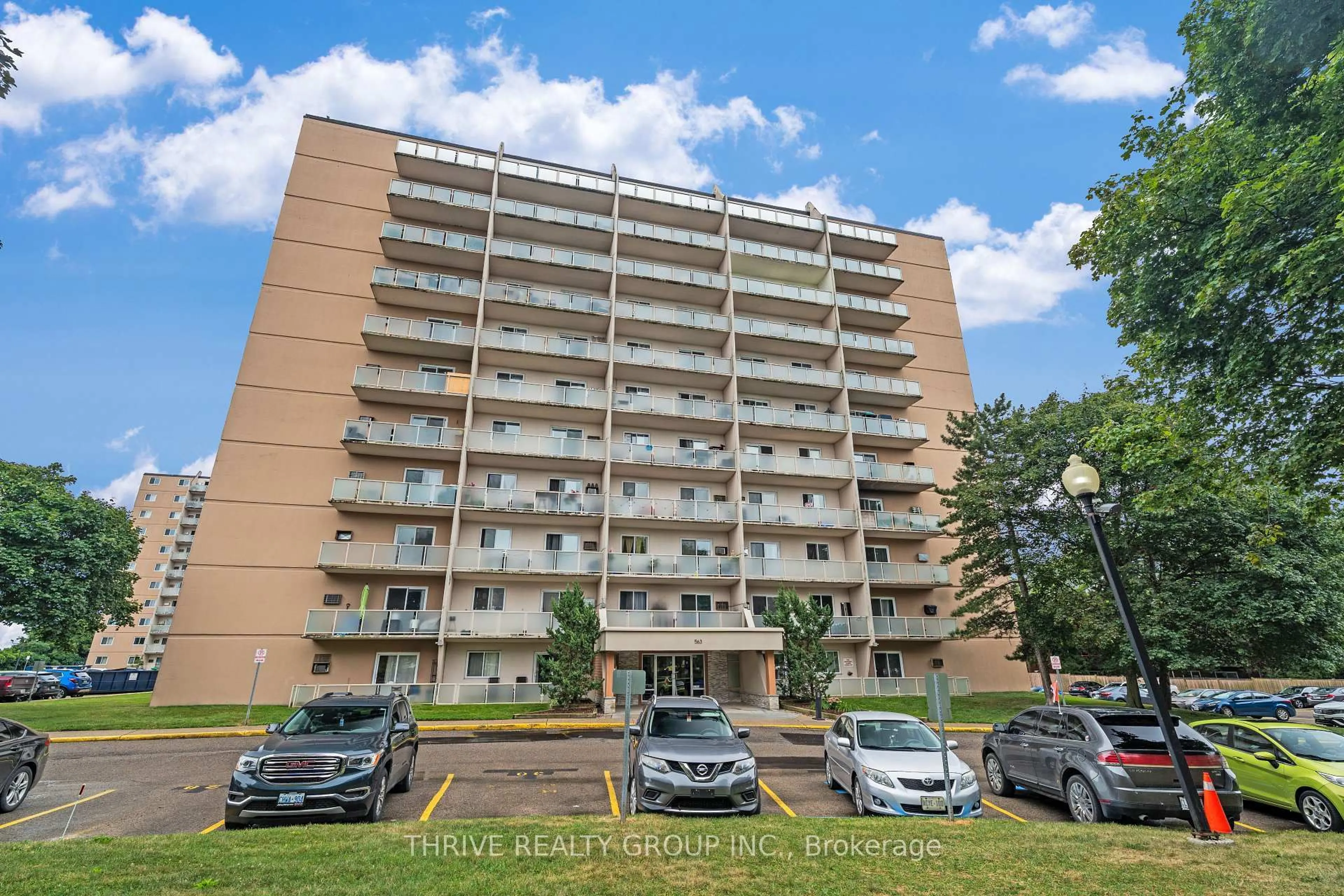 A pic from outside/outdoor area/front of a property/back of a property/a pic from drone, unknown for 563 Mornington Ave #610, London East Ontario N5Y 4T8