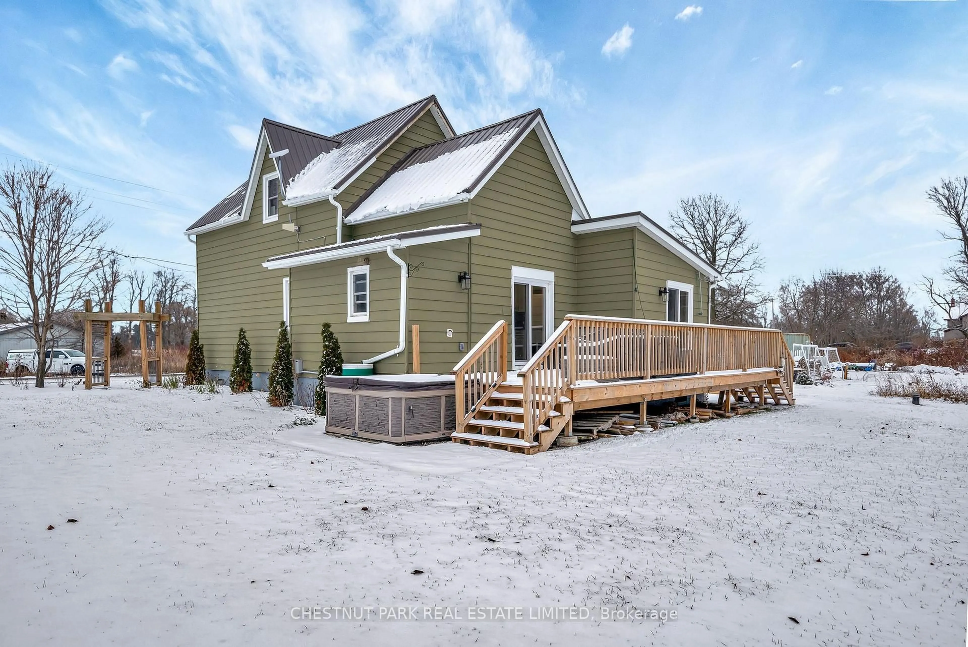 Unknown for 370 Kaiser Crossroad, Prince Edward County Ontario K0K 2T0