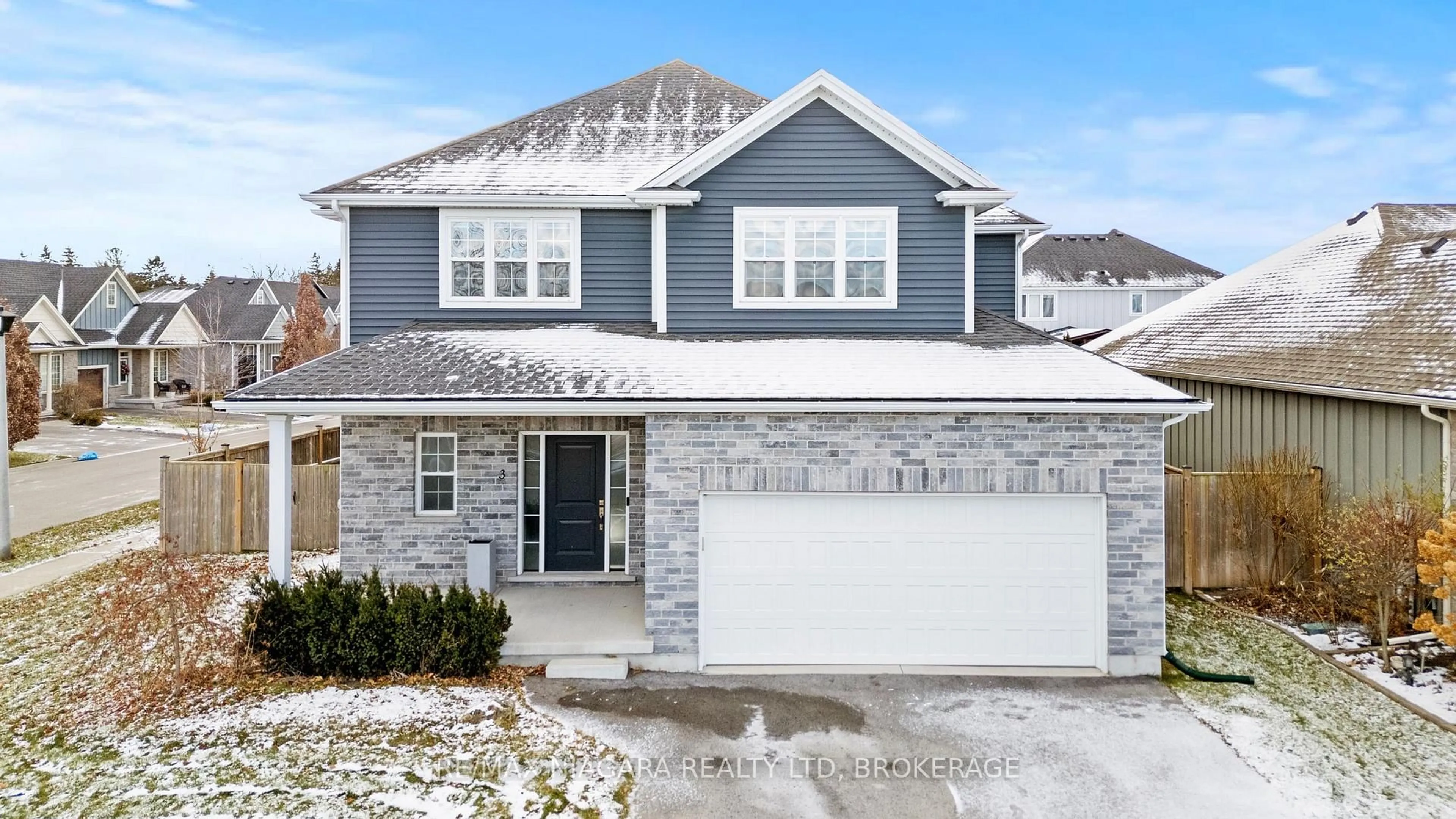 Home with brick exterior material, street for 3 SUMMERHAYES Dr, Niagara-on-the-Lake Ontario L0S 1J0