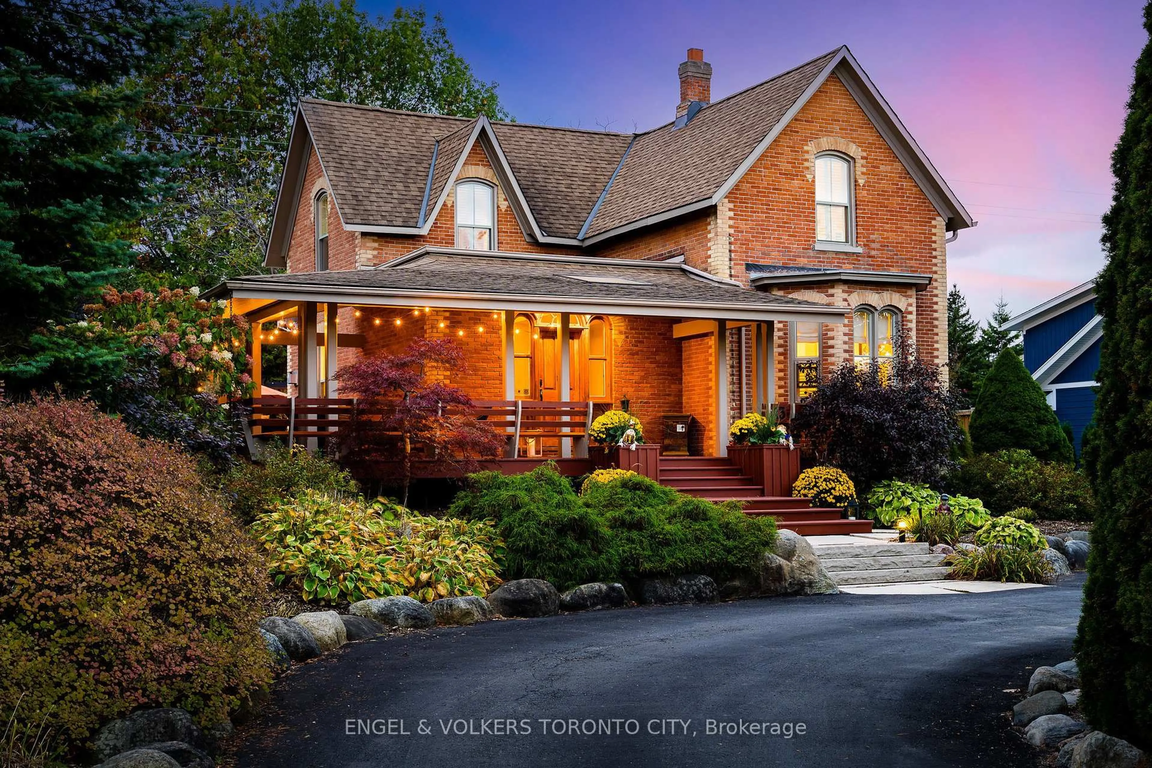 Unknown for 13 Huron St, Blue Mountains Ontario N0H 2P0