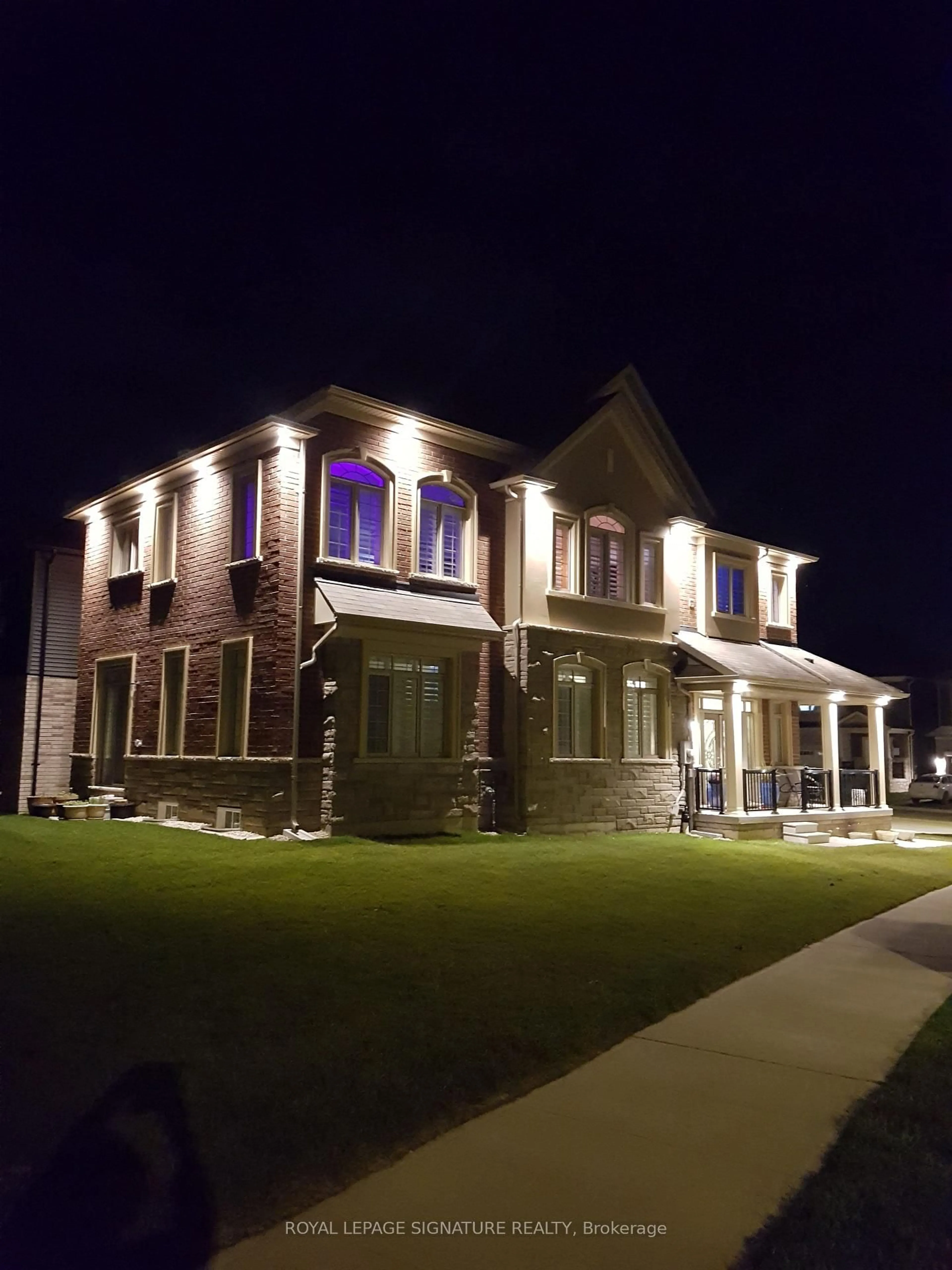 Home with brick exterior material, building for 24 Kneale St, Brantford Ontario N3S 0J2