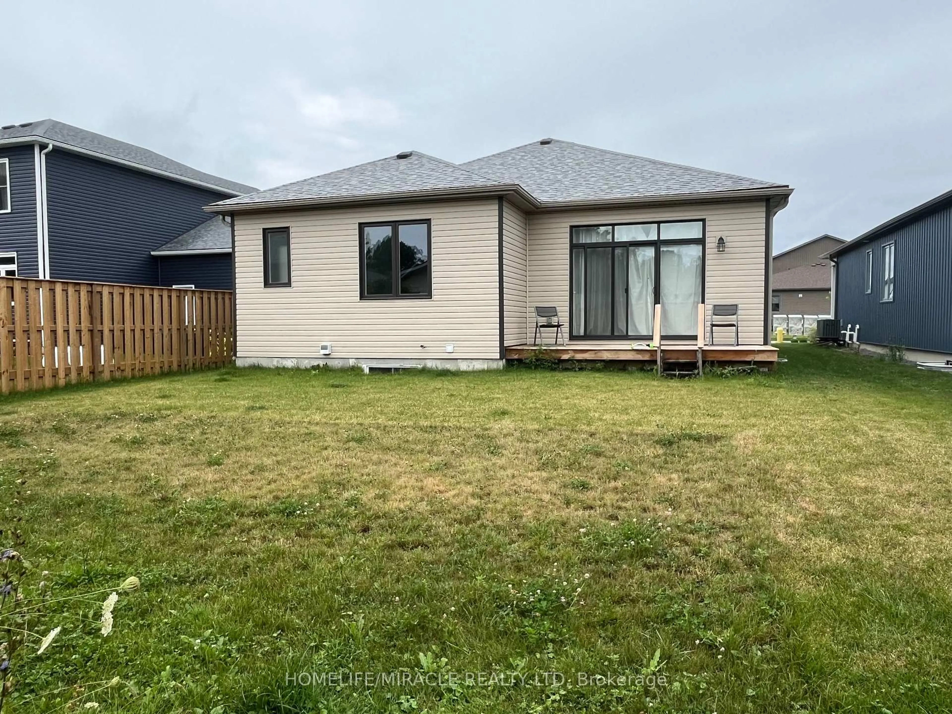 A pic from outside/outdoor area/front of a property/back of a property/a pic from drone, unknown for 35 Allen St, Prince Edward County Ontario K0K 2T0