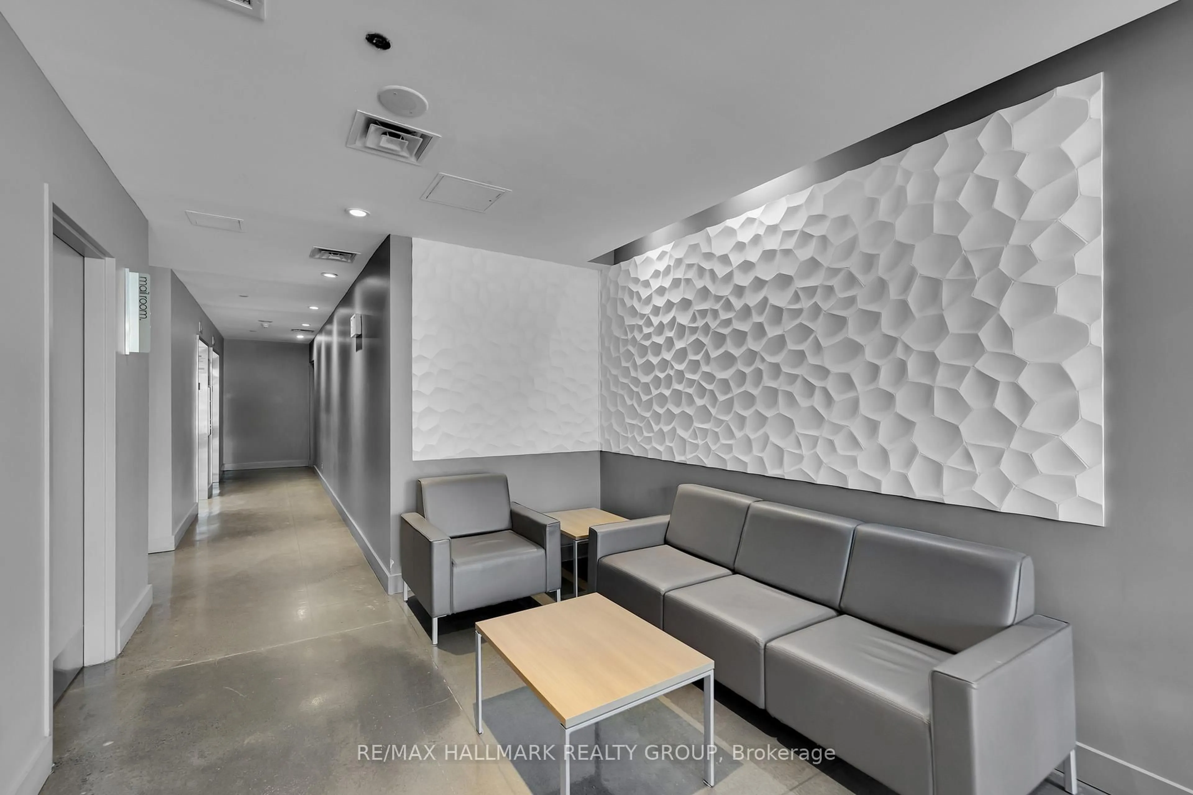 Lobby for 180 York St #210, Ottawa Ontario K1N 1J6