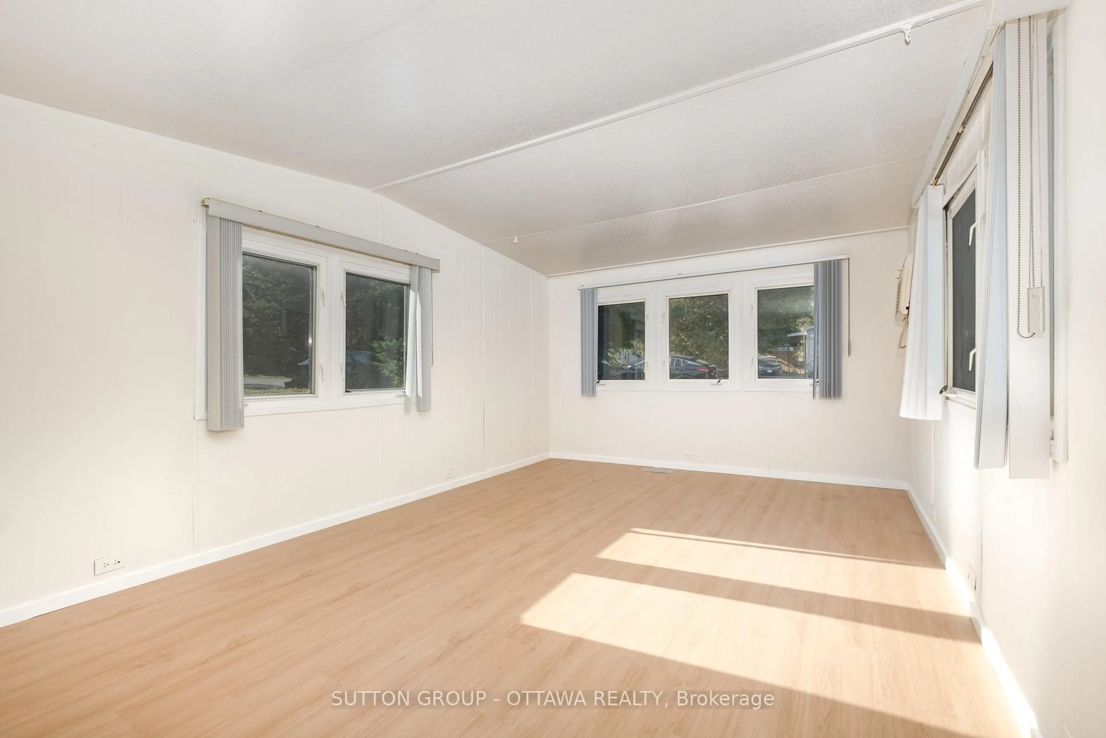 A pic of a room for 7481 MITCH OWENS Rd #42, Ottawa Ontario K1G 3N4