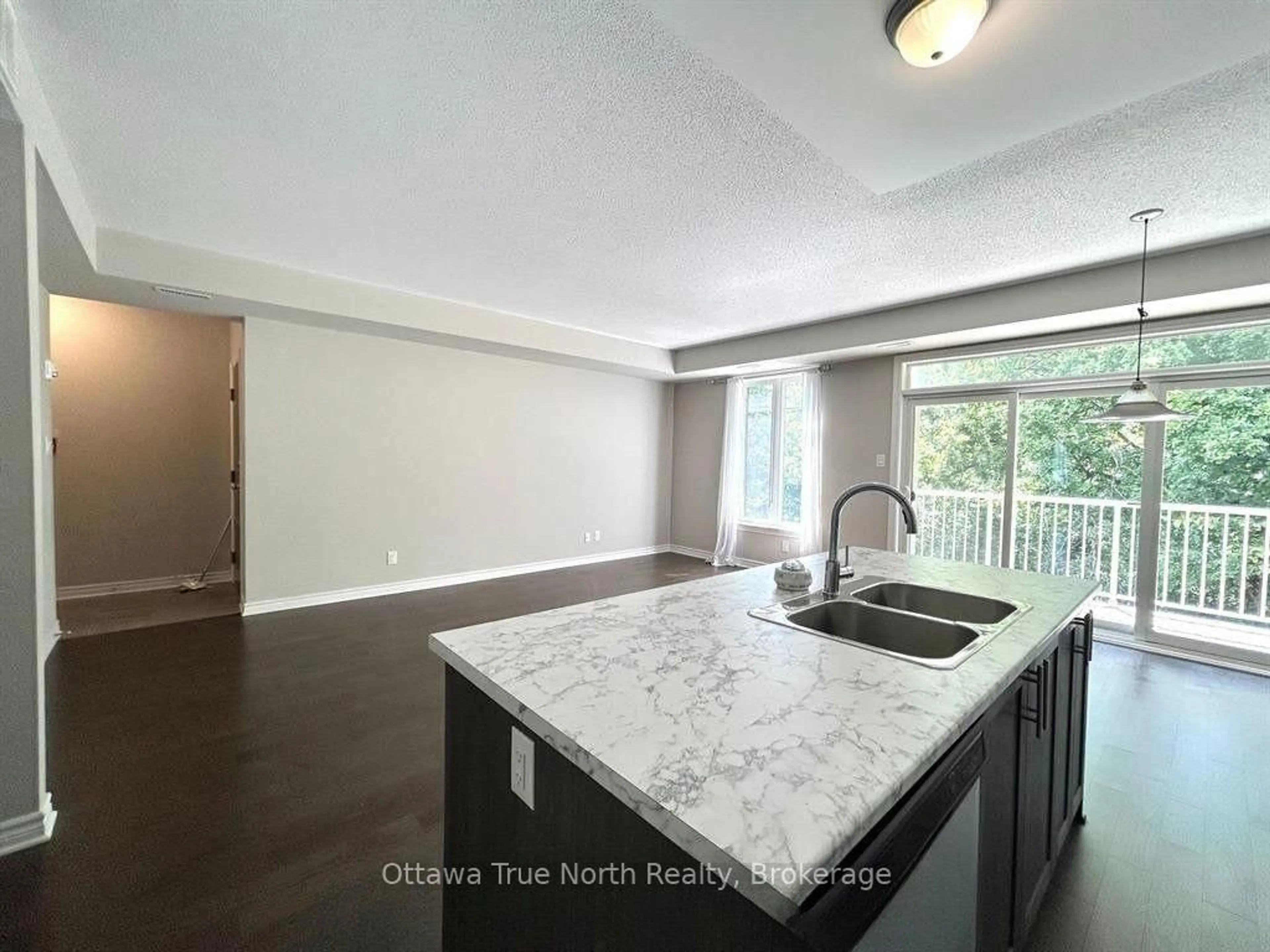Open concept kitchen, ceramic/tile floor for 1032 Beryl Private #30, Ottawa Ontario K1V 2M4