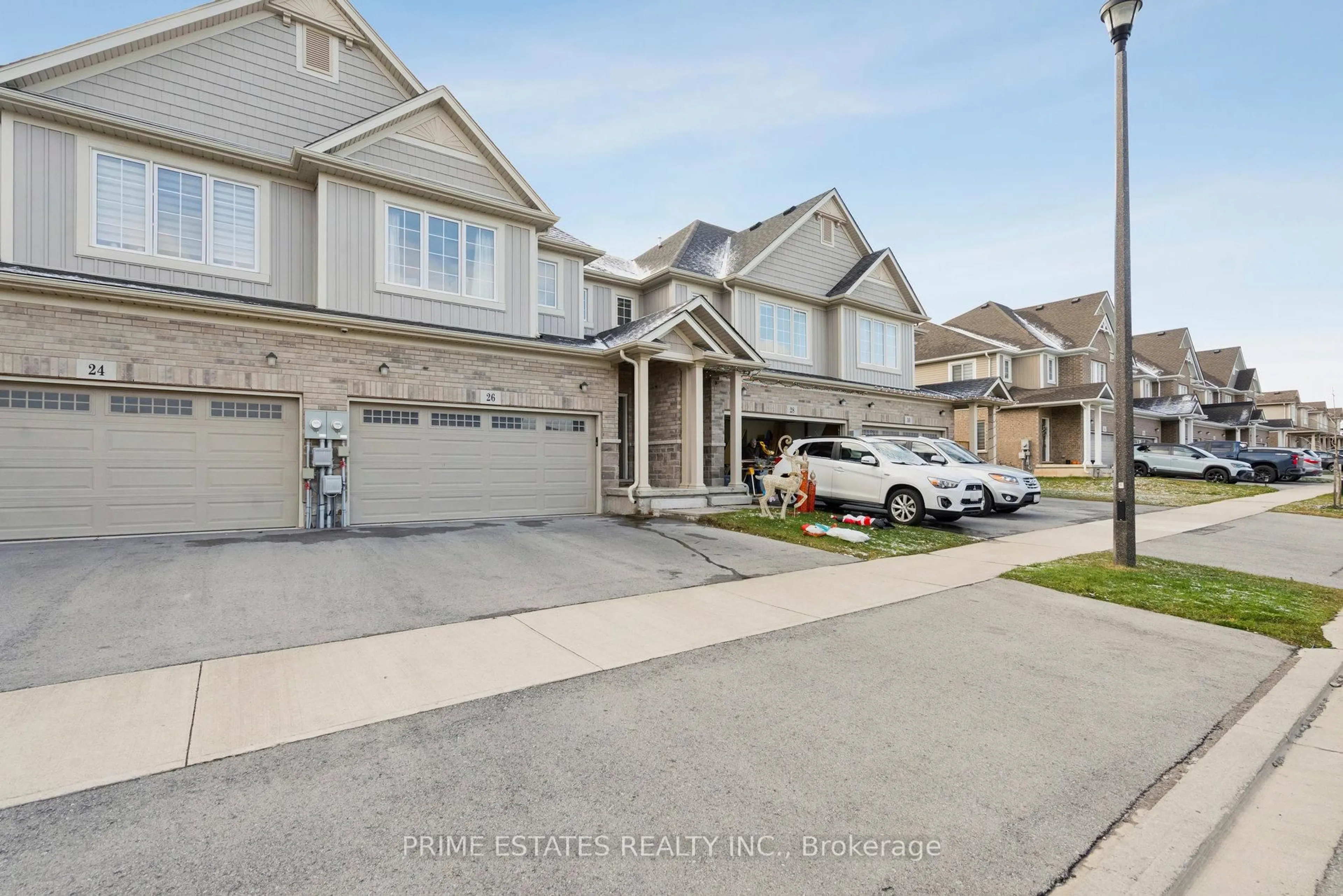 A pic from outside/outdoor area/front of a property/back of a property/a pic from drone, street for 26 Lymburner St, Pelham Ontario L1E 0B4