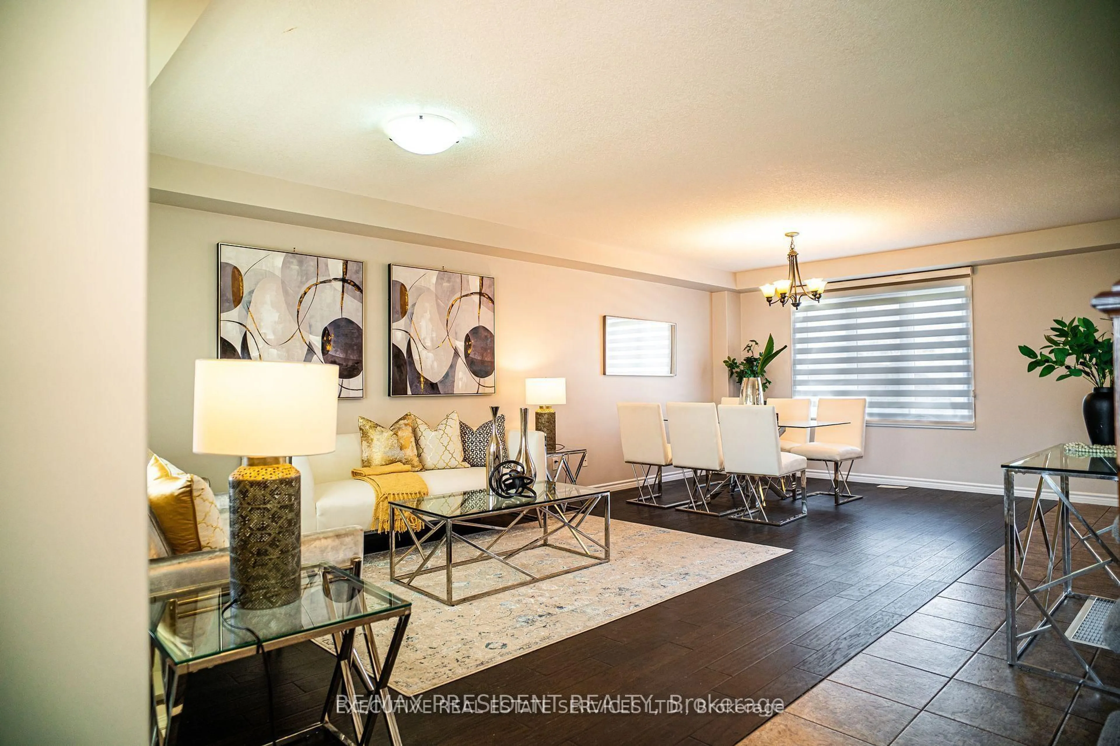 Living room with furniture, unknown for 700 Spitfire St, Woodstock Ontario N4T 0B1