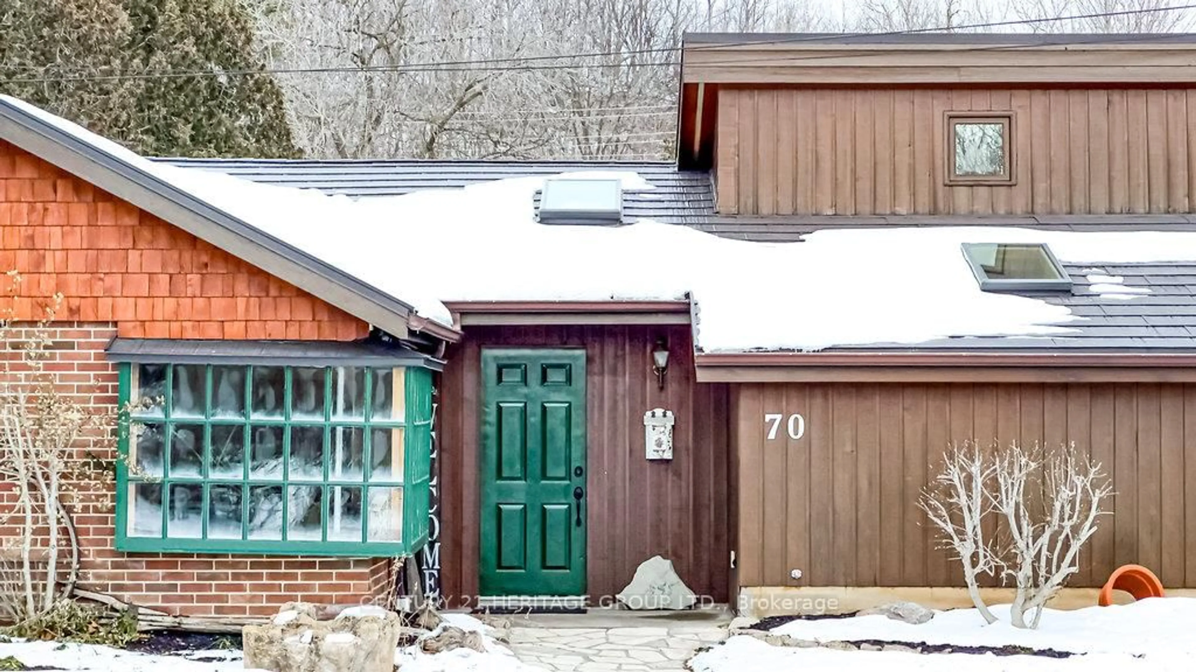 Unknown for 70 Home St, Hamilton Ontario L9H 5W3