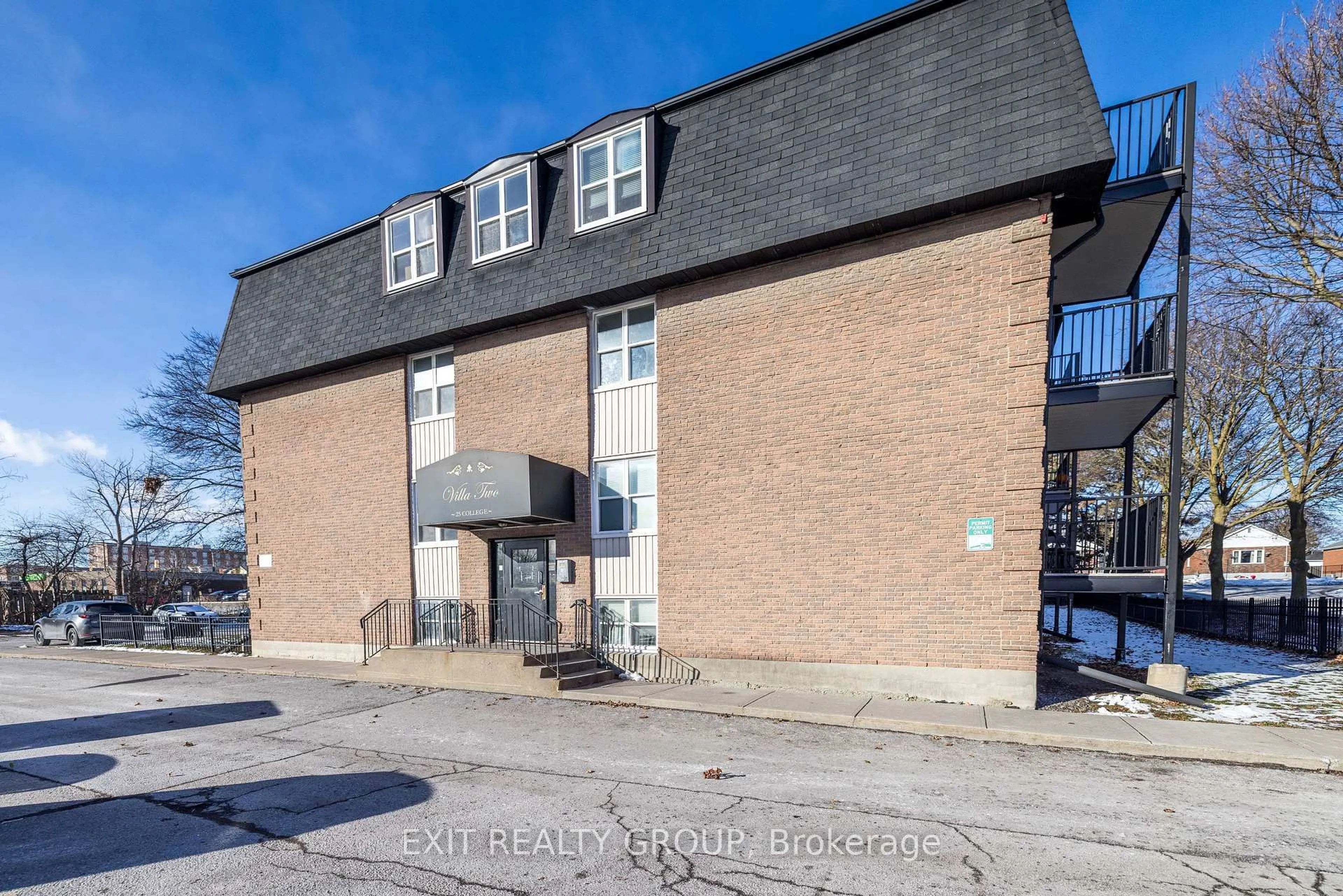 Unknown for 25 College St #308, Belleville Ontario K8P 2E3