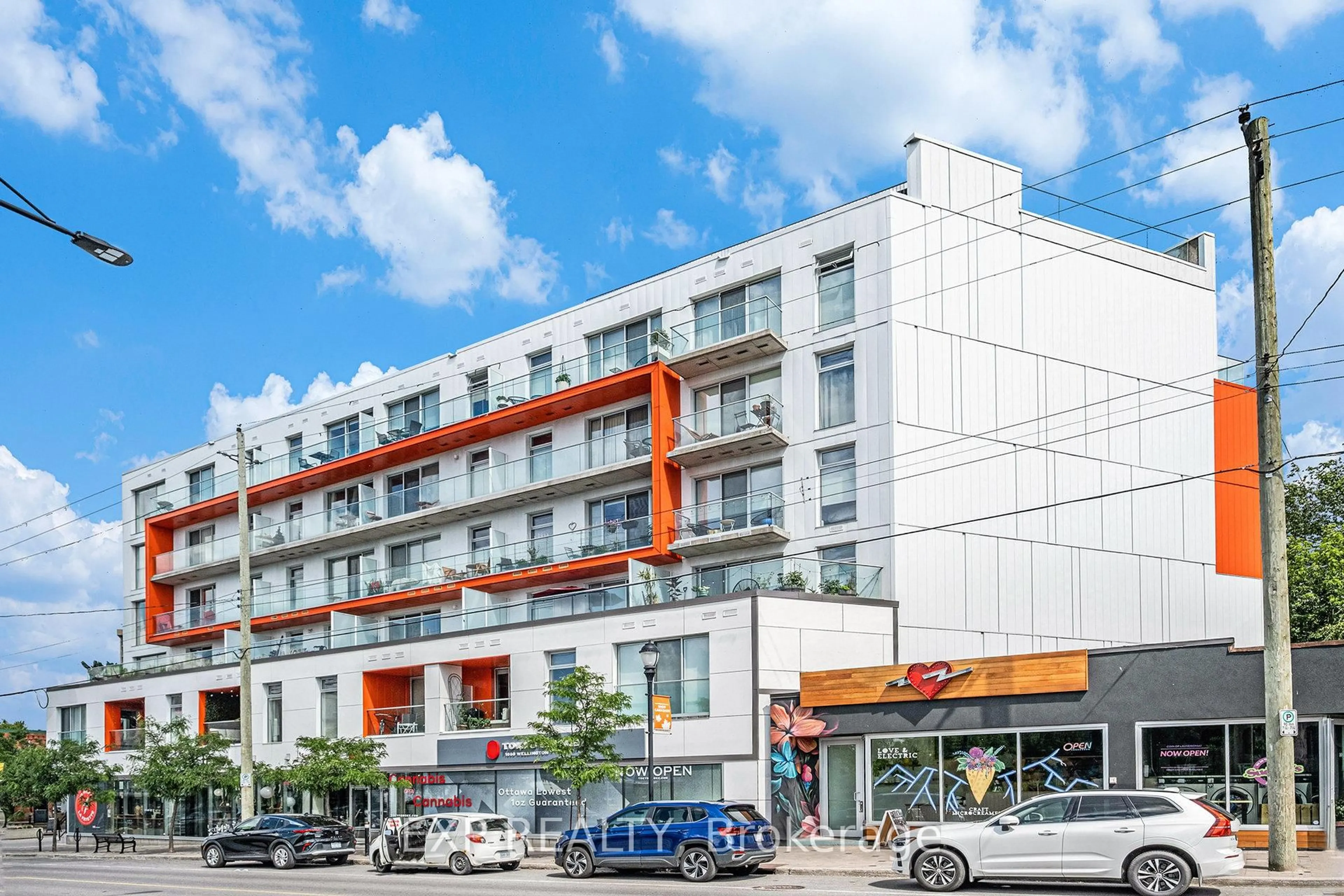 Unknown for 1000 Wellington St #206, Ottawa Ontario K1Y 2X9