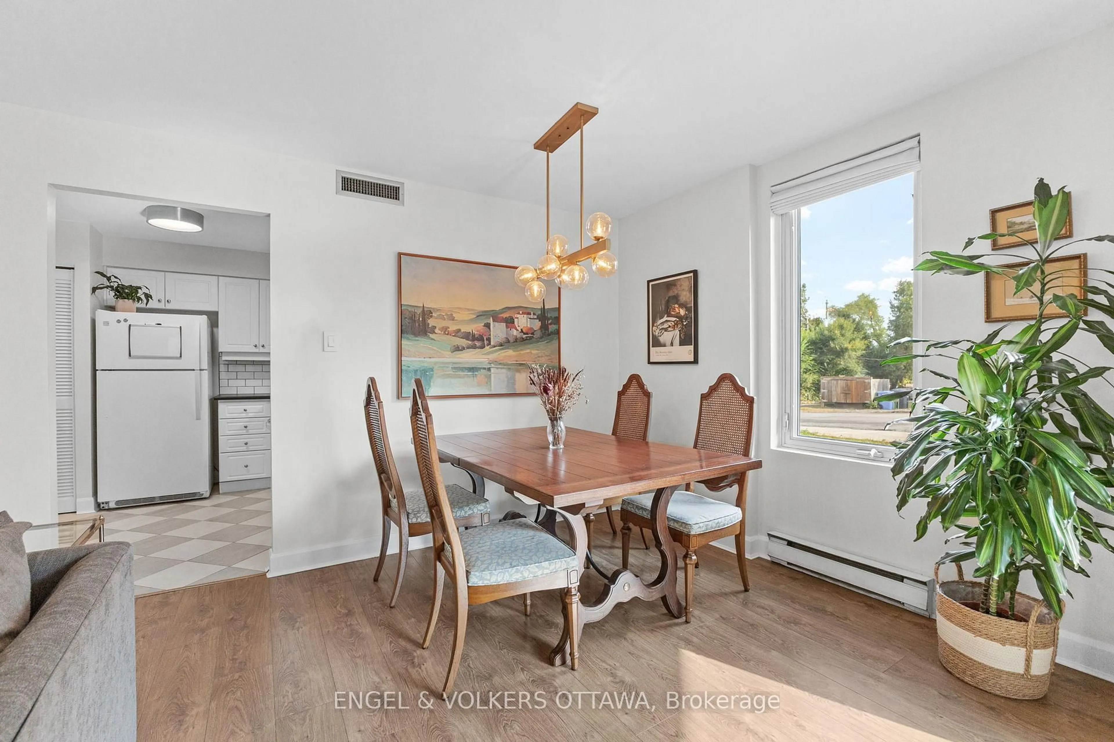 Dining room, unknown for 800 Mckellar Ave #101, Ottawa Ontario K2A 2X5