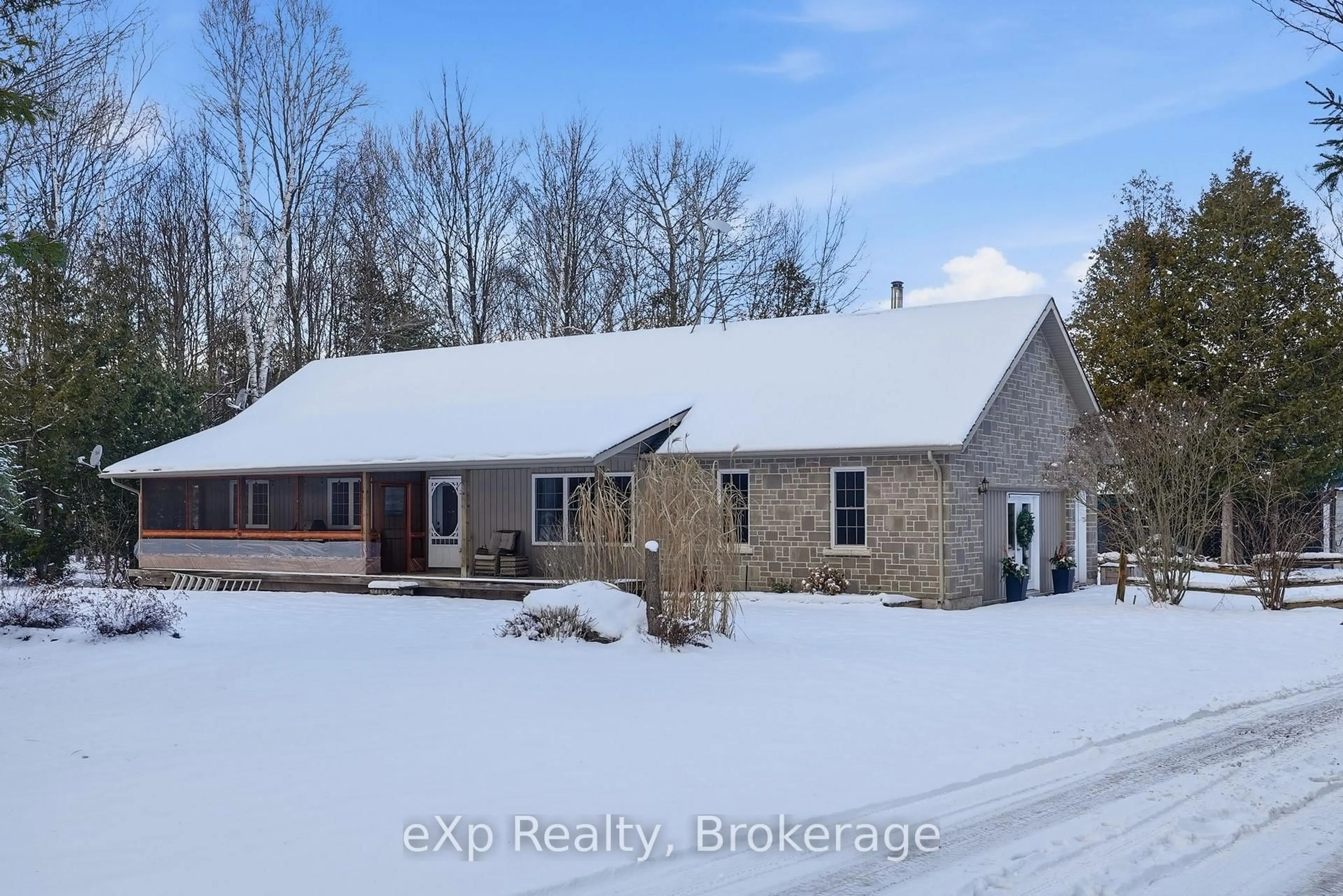 A pic from outside/outdoor area/front of a property/back of a property/a pic from drone, building for 401309 Grey Road 17 Rd, Georgian Bluffs Ontario N0H 2T0