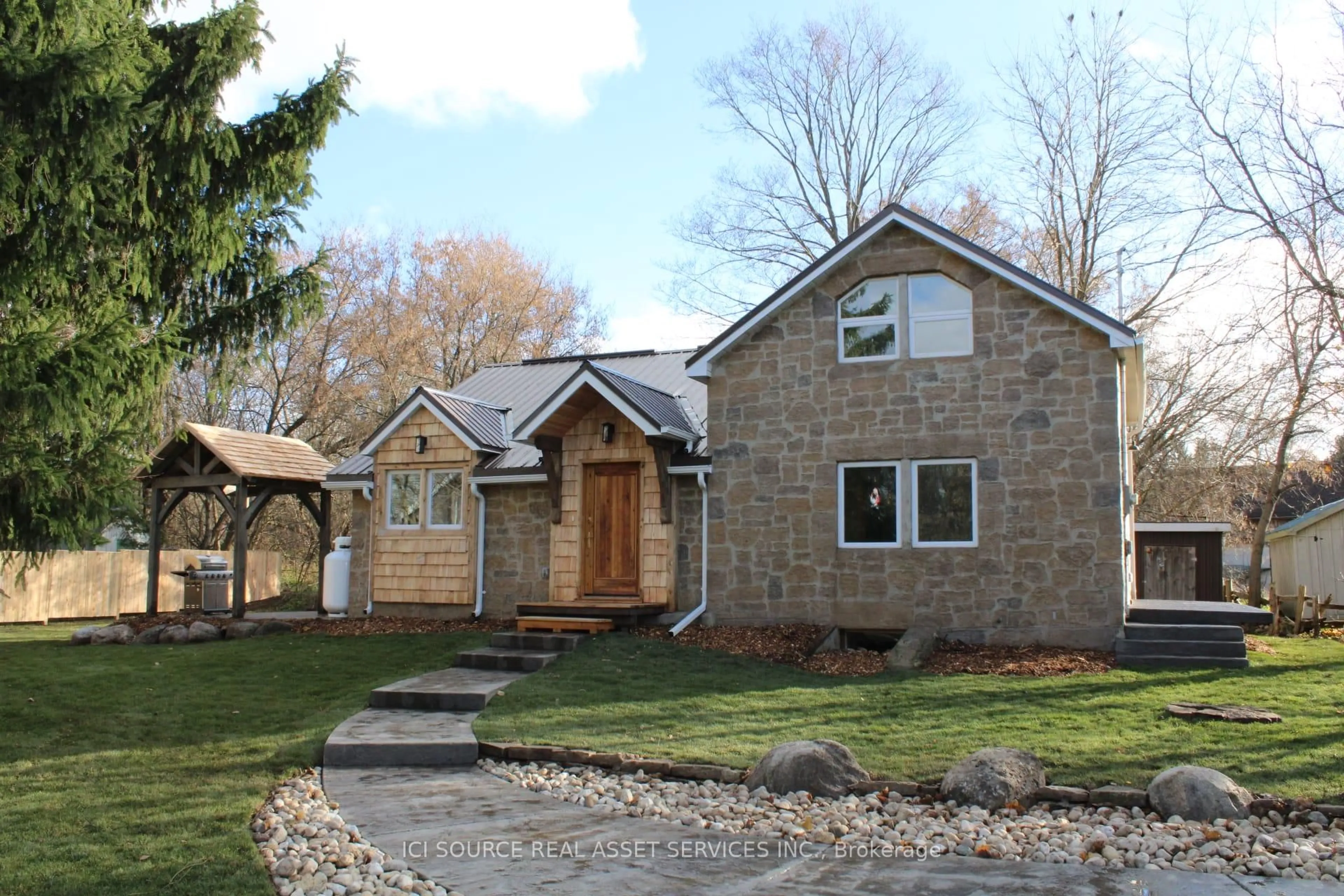 Unknown for 131 Orr St, Chatsworth Ontario N0H 2V0