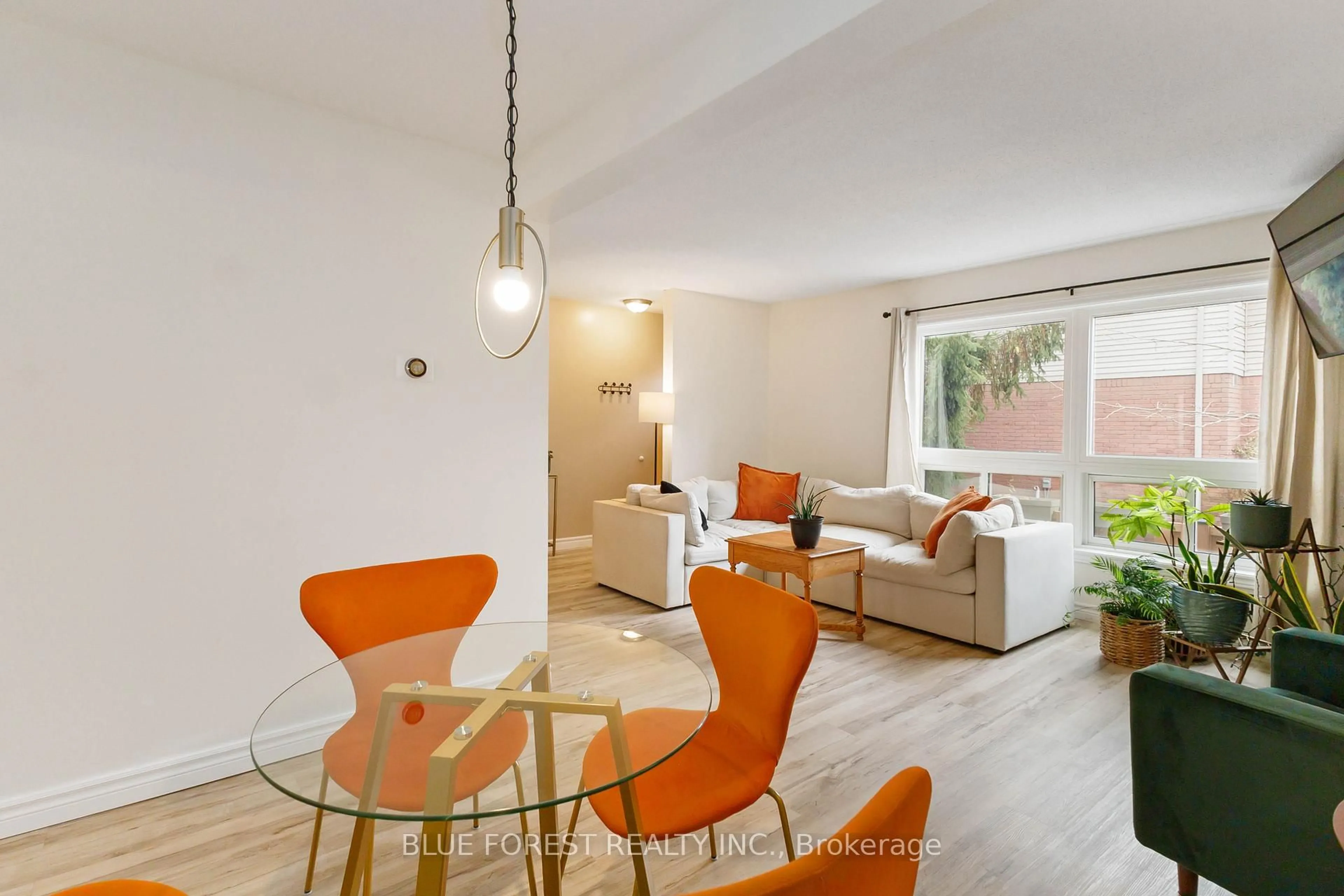 Living room with furniture, unknown for 35 WATERMAN Ave #6, London South Ontario N6C 5T2