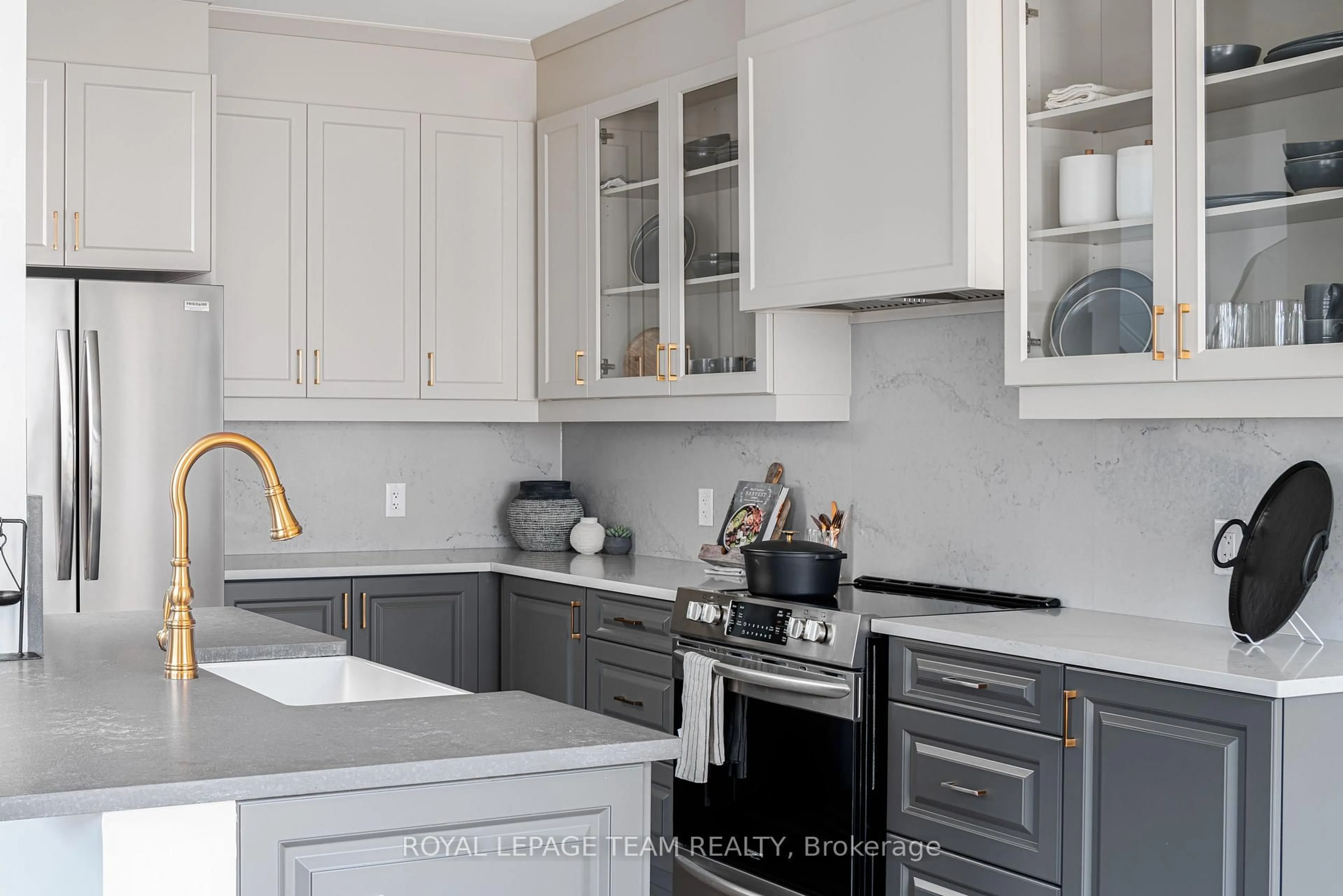 Contemporary kitchen, unknown for 112 Laurel Private, North Grenville Ontario K0G 1J0