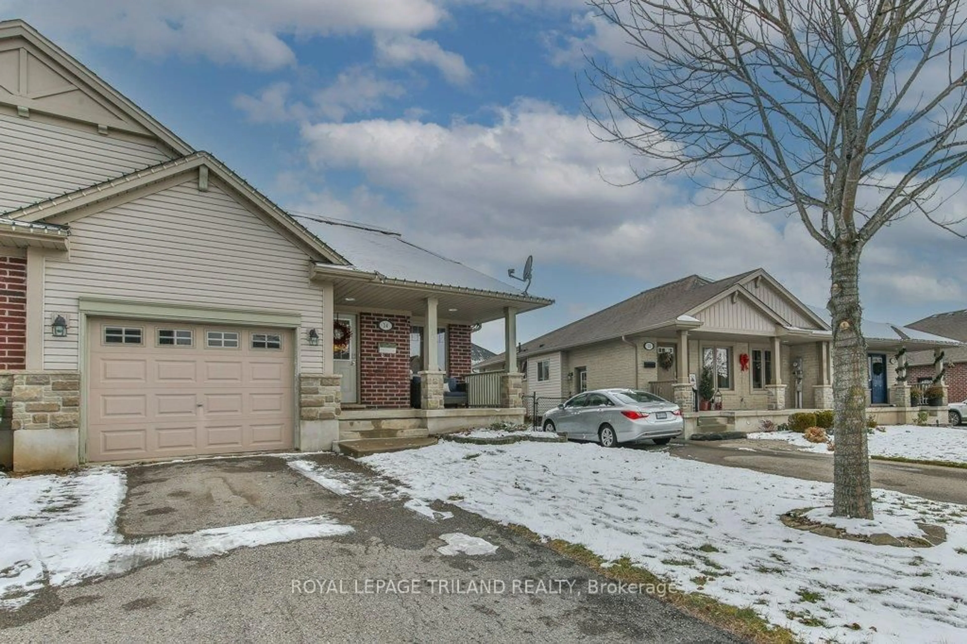A pic from outside/outdoor area/front of a property/back of a property/a pic from drone, street for 14 ALDERWOOD Crt, St. Thomas Ontario N5P 0B2