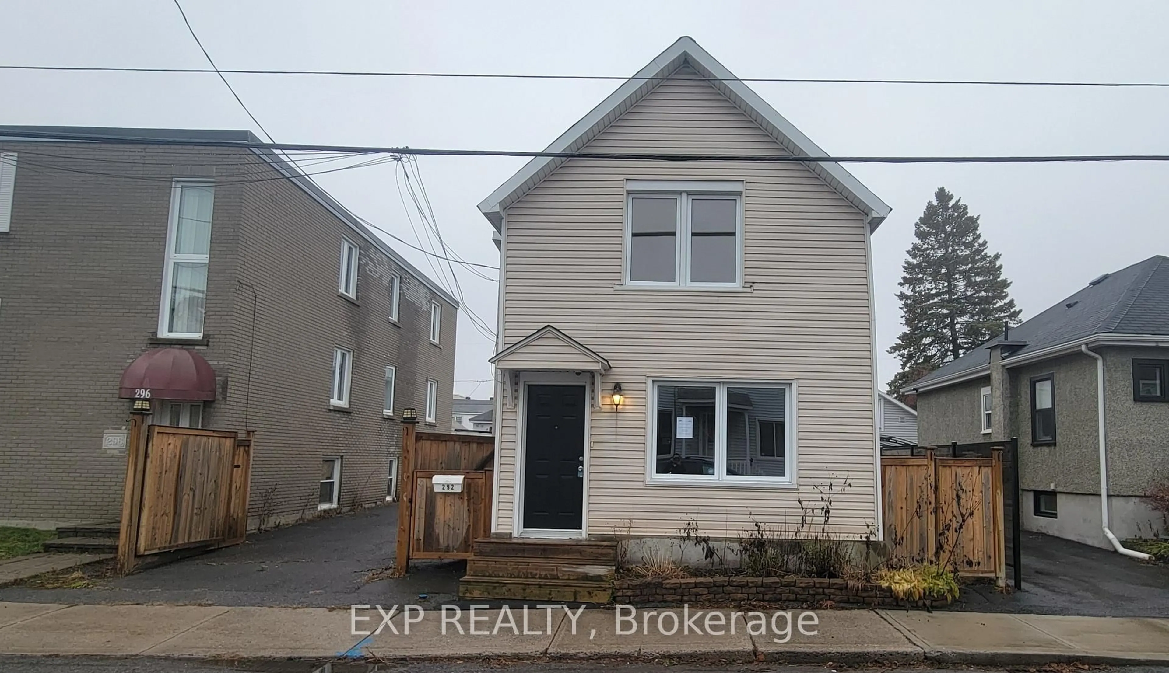 Unknown for 292 Richelieu Ave, Ottawa Ontario K1L 6K3