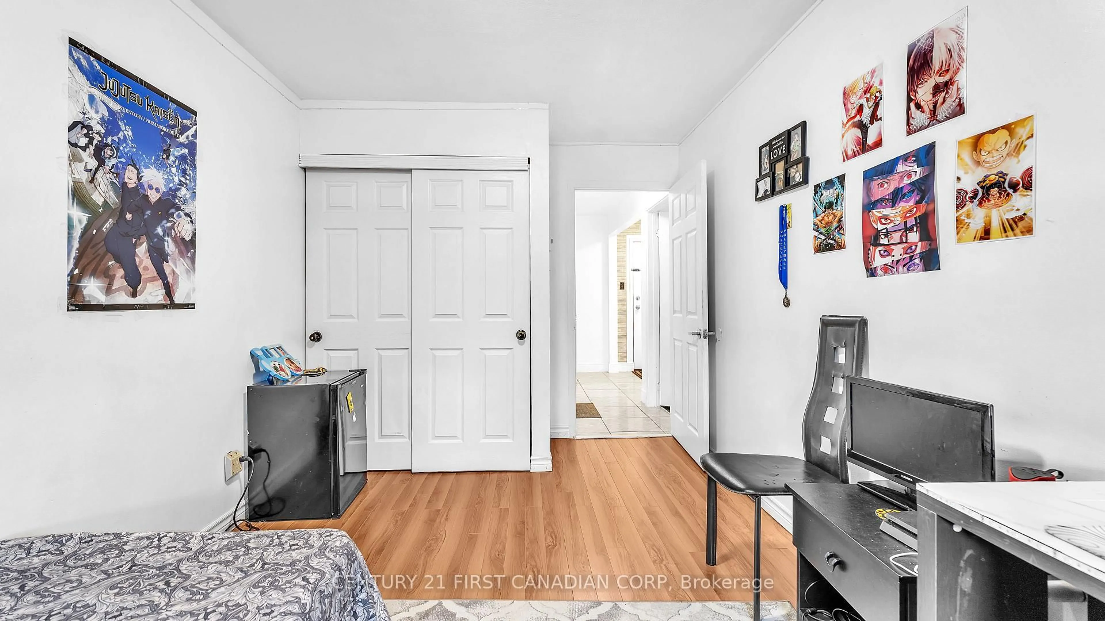 Indoor entryway for 1096 Jalna Blvd #87, London South Ontario N6E 3B8