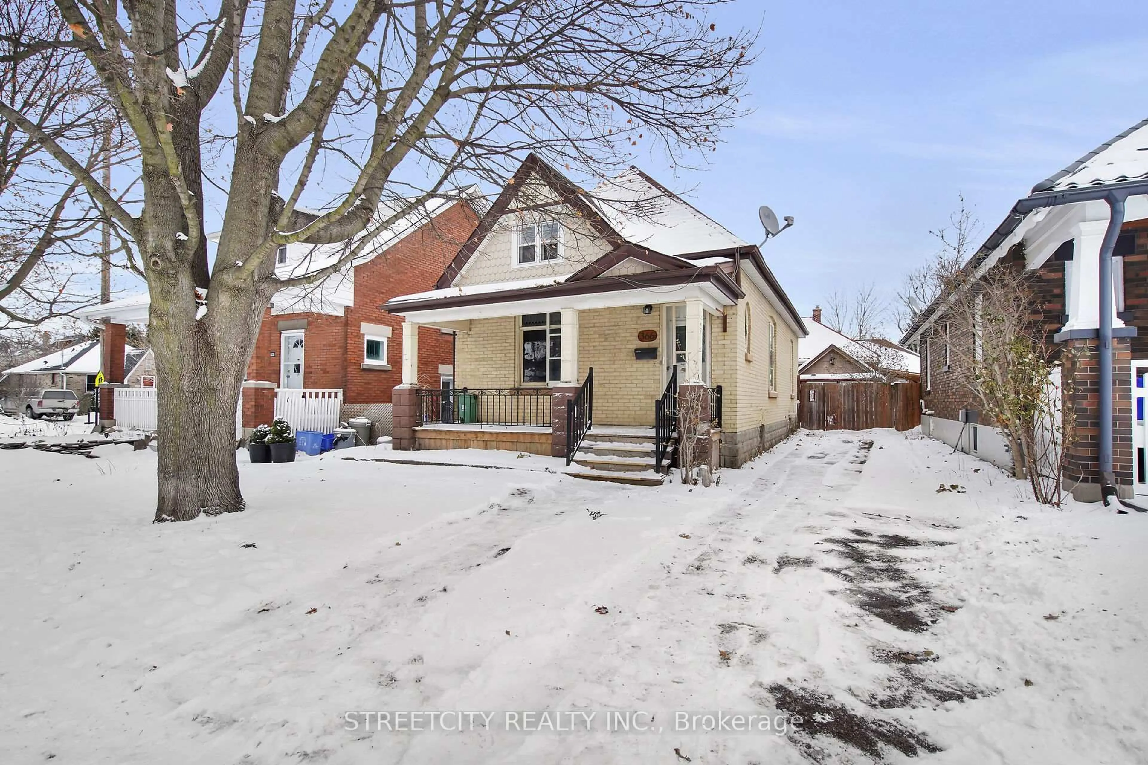 Unknown for 366 Ashland Ave, London East Ontario N5W 4E8
