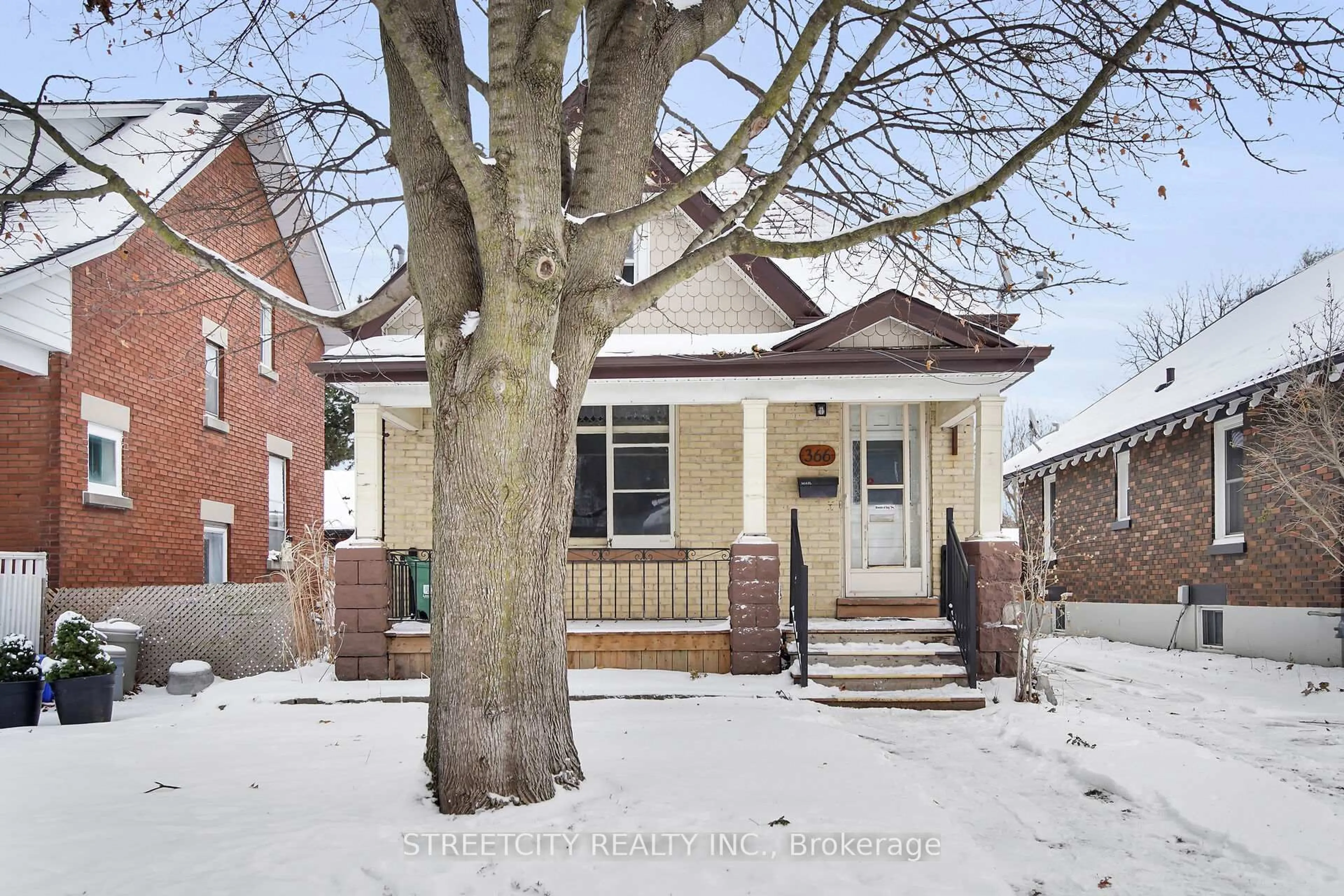 Home with brick exterior material, street for 366 Ashland Ave, London East Ontario N5W 4E8