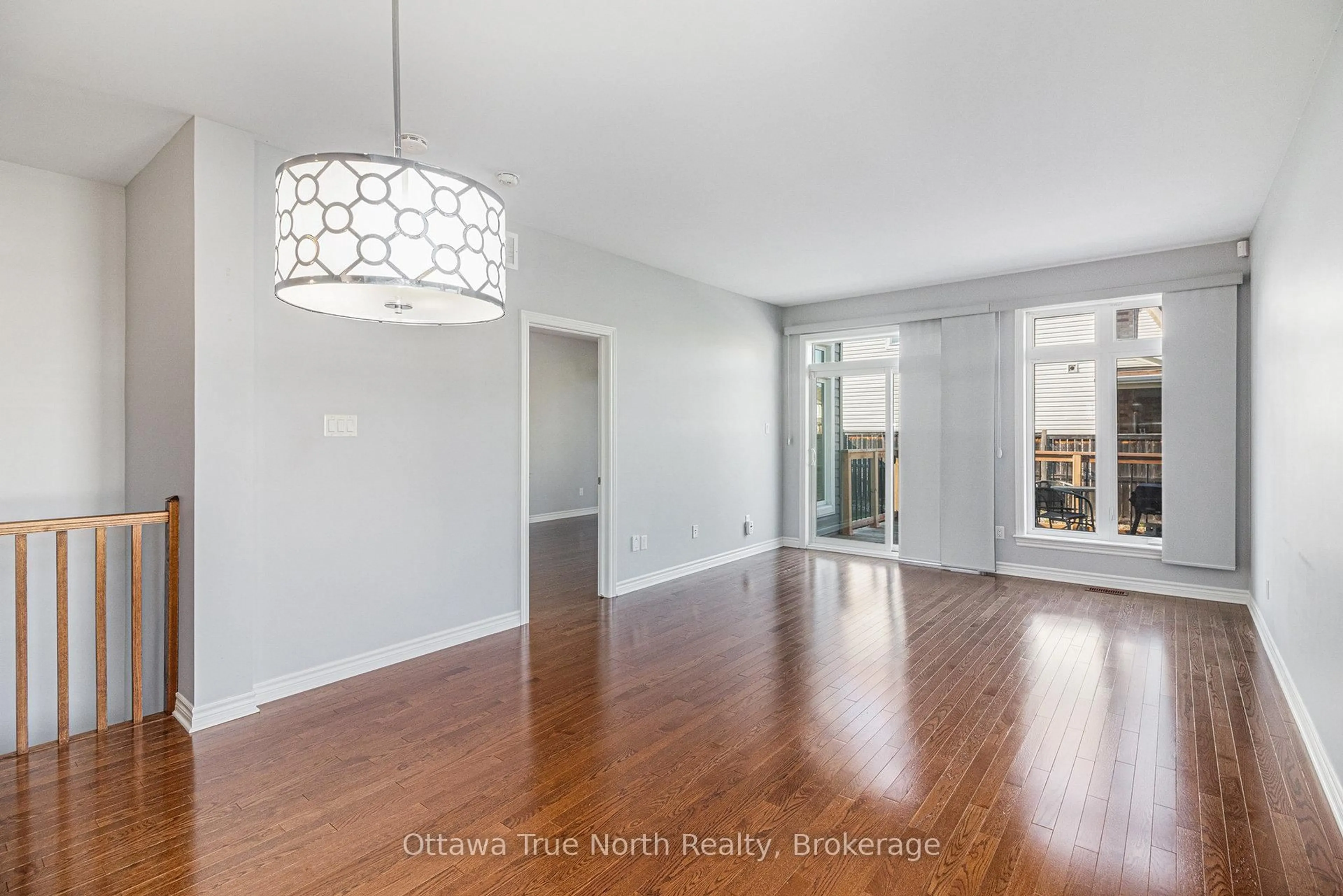 Unknown for 271 Brambling Way, Ottawa Ontario K2J 0E4