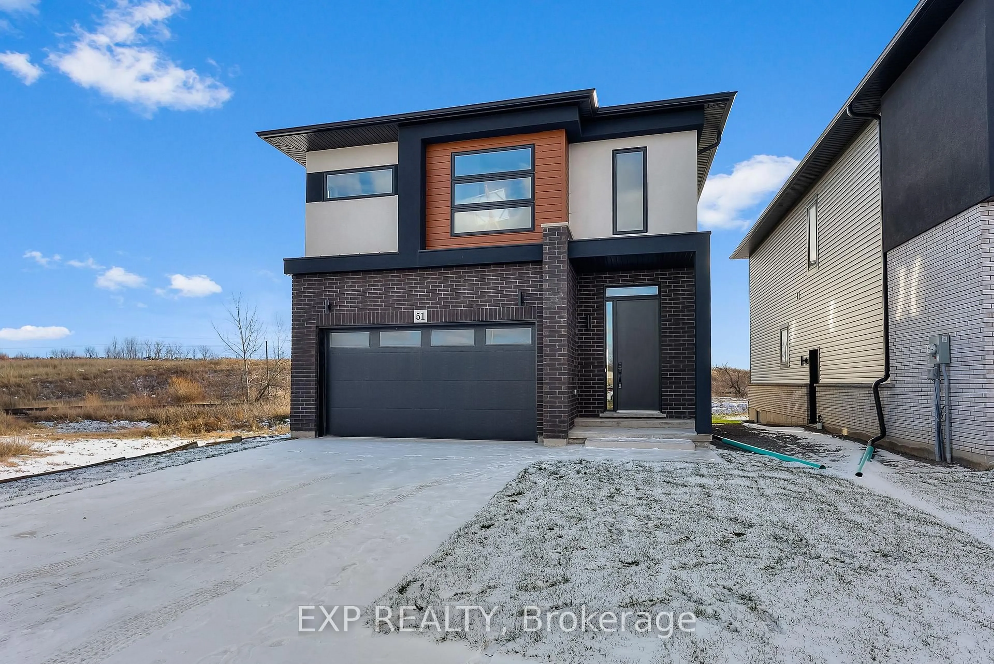 Home with brick exterior material, street for 51 Alicia Cres, Thorold Ontario L3C 7M5