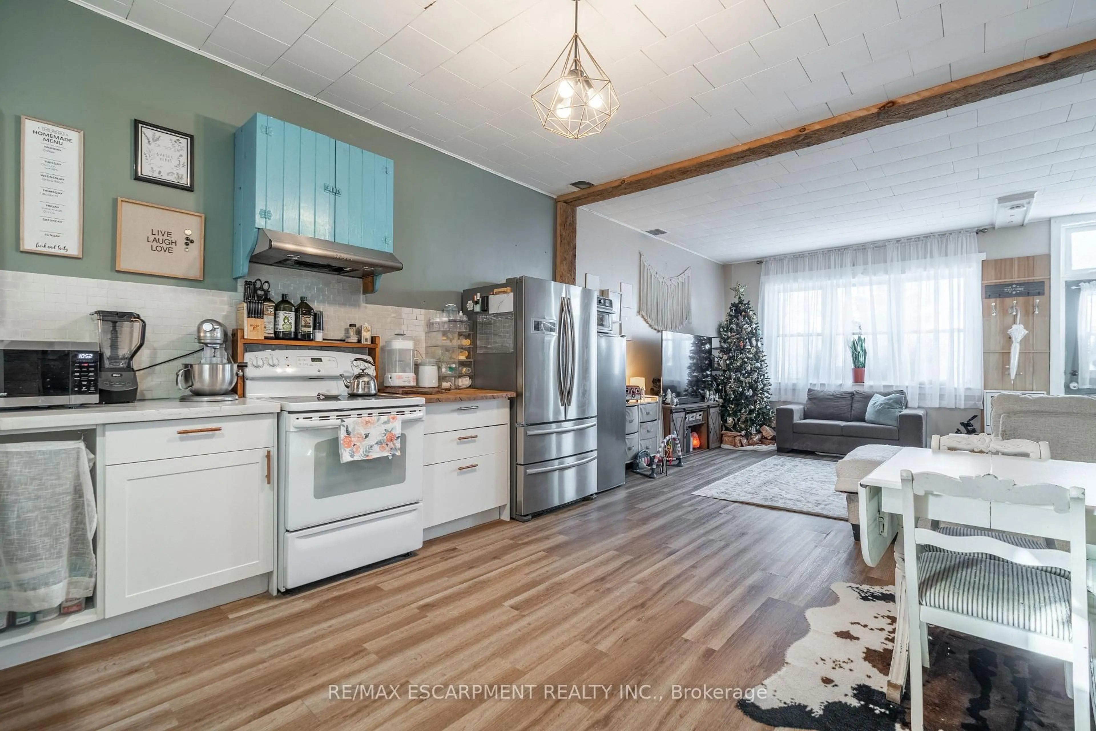 Open concept kitchen, unknown for 18 King St #A&B, Haldimand Ontario N0A 1E0