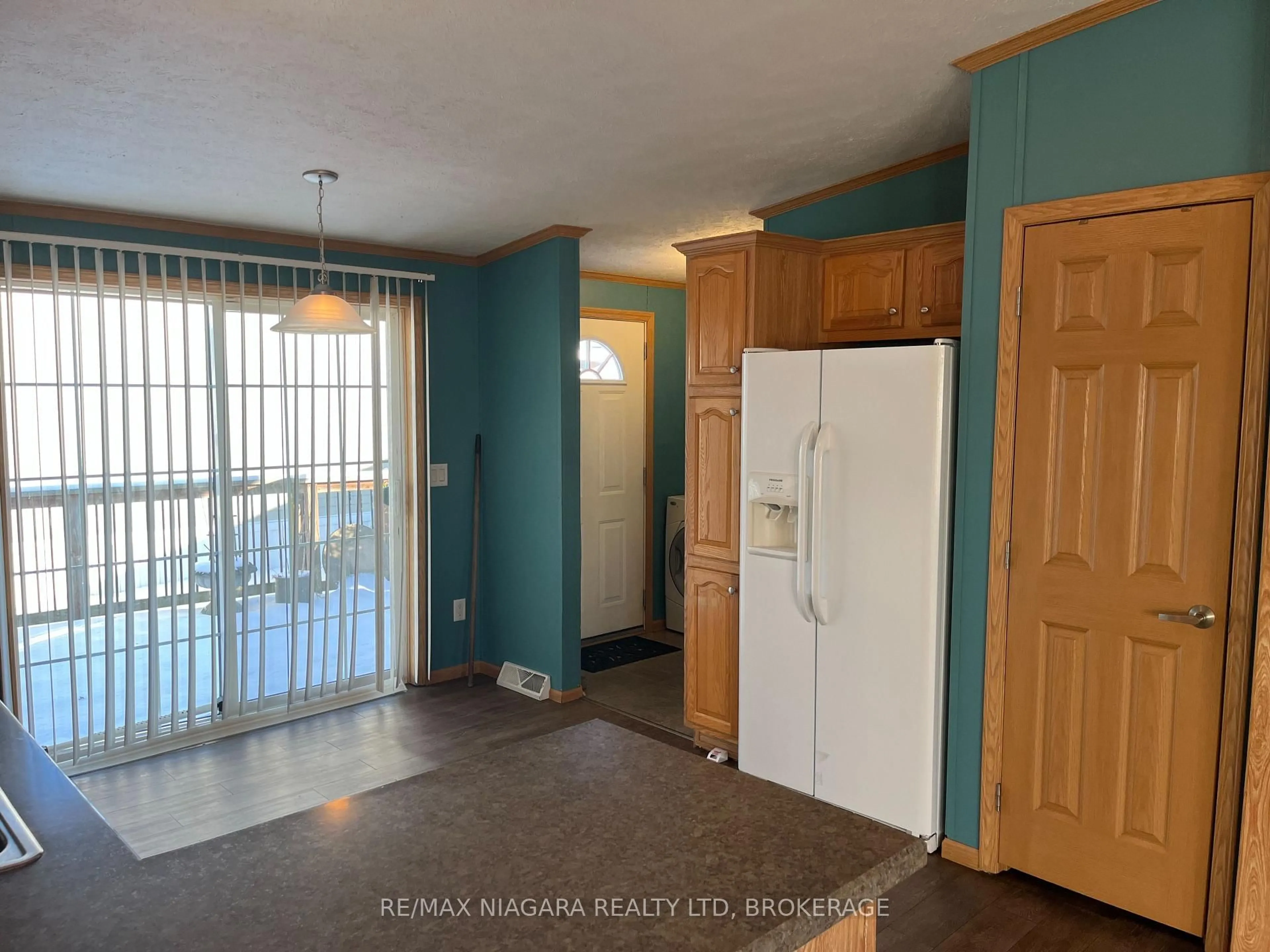 A pic of a room for 3033 TOWNLINE Rd #260, Fort Erie Ontario L0S 1S1