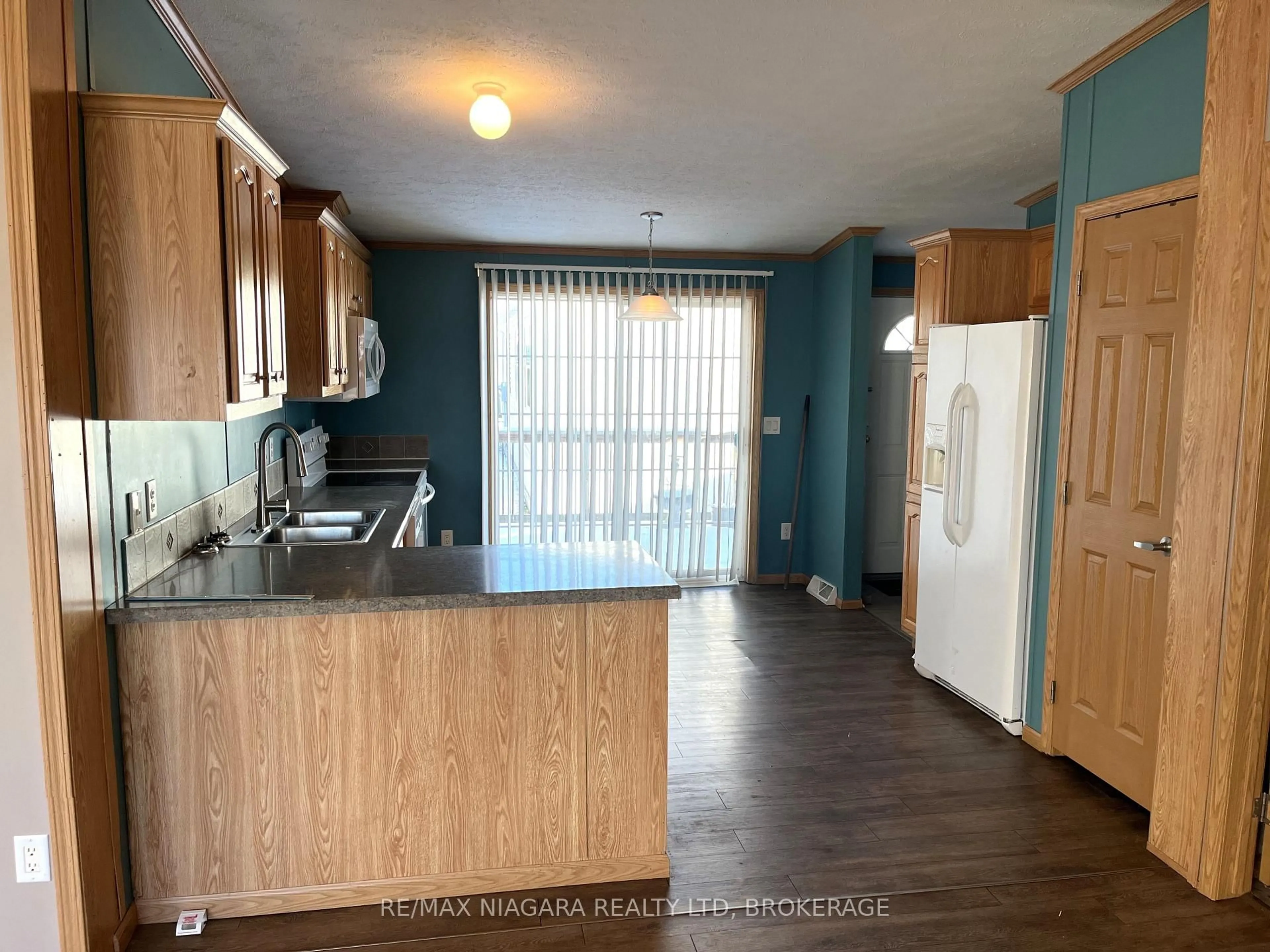 Unknown for 3033 TOWNLINE Rd #260, Fort Erie Ontario L0S 1S1