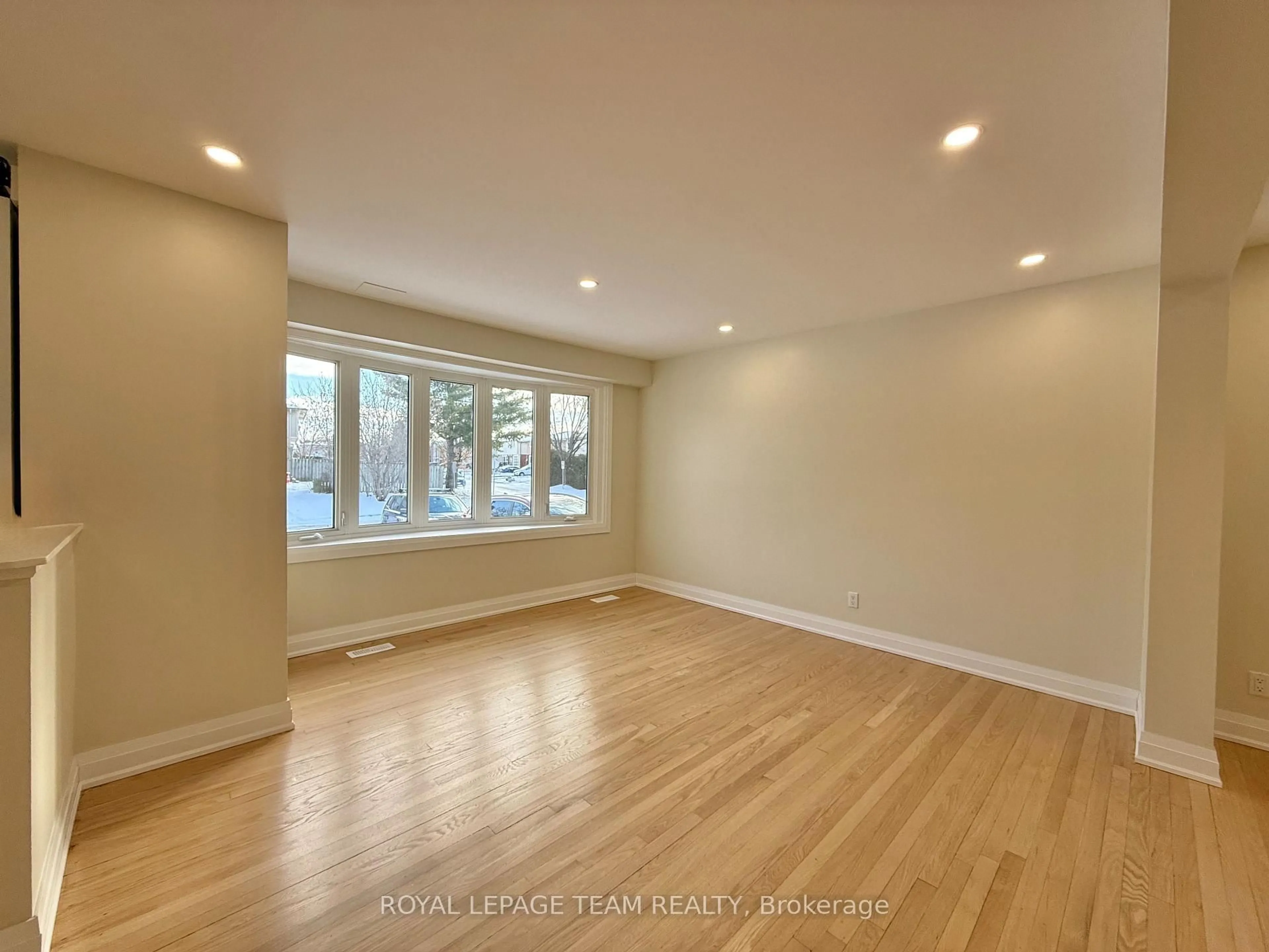 A pic of a room for 973 Eiffel Ave, Ottawa Ontario K2C 0J3